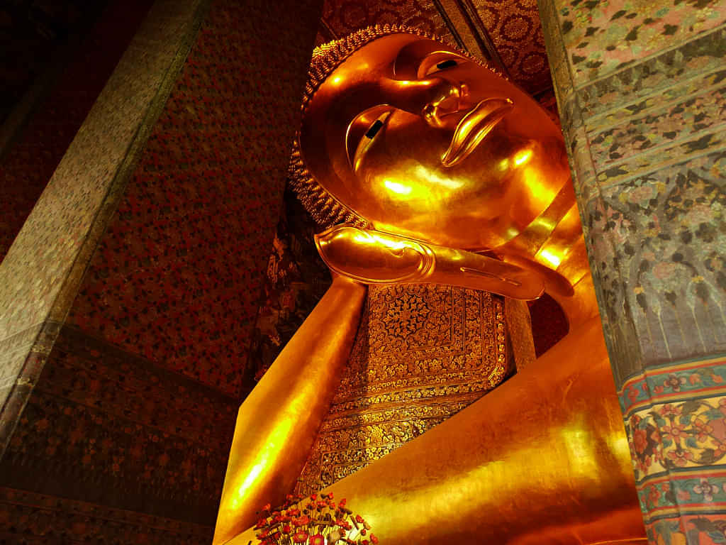 Traditional timeout at Buddha temple