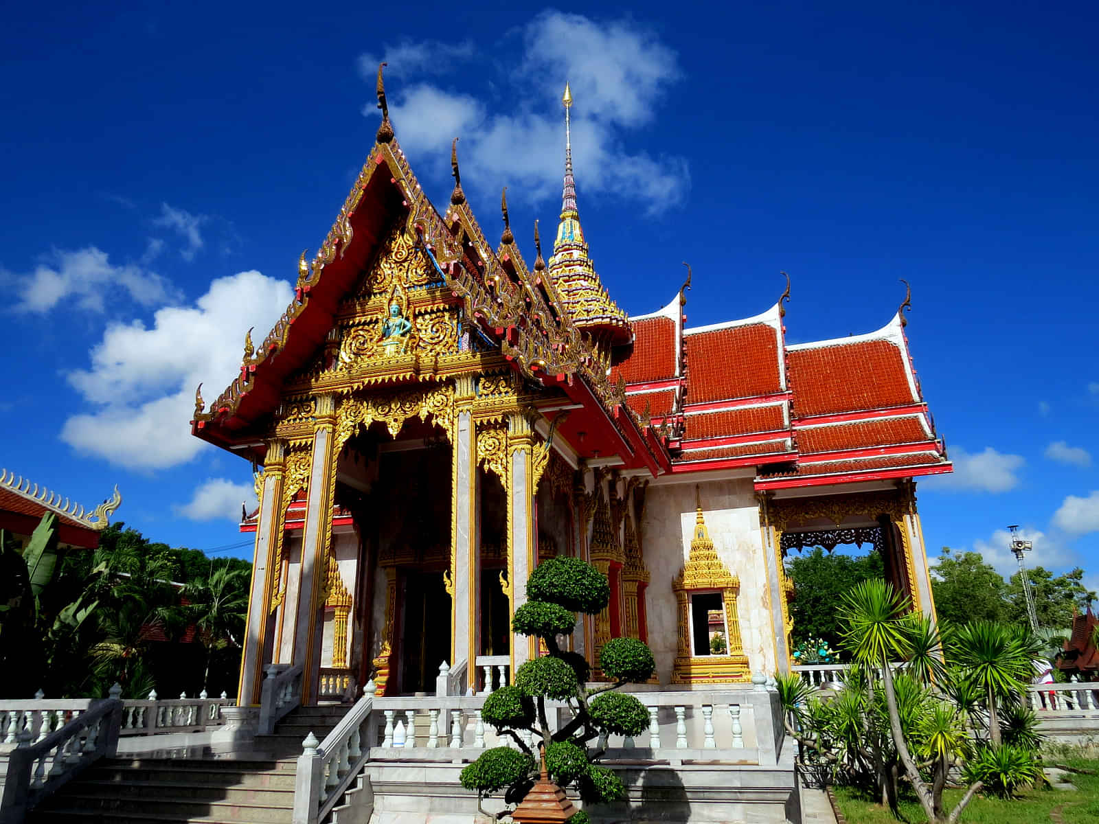 Traditional timeout at Wat Chalong