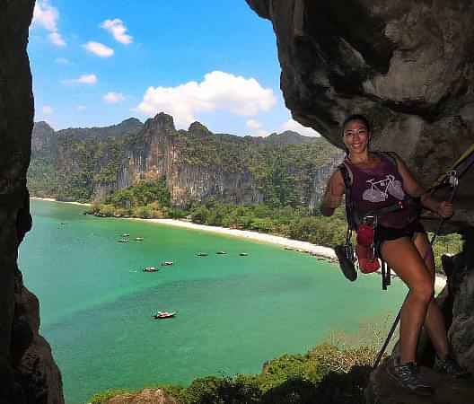 Krabi Rock Climbing - Get trained by internationally licensed outdoor climbing instructors