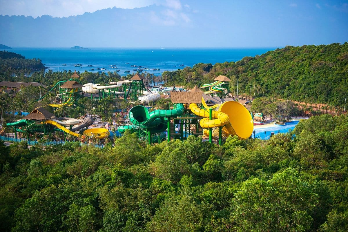 Cable Car + Aquatopia Water Park - 3 Island Trip by Boat SIC