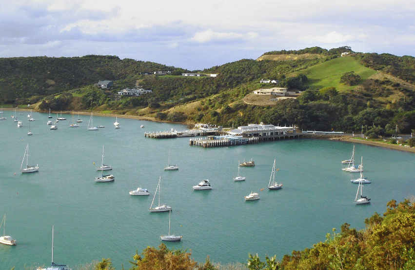 Waiheke Island ferry - Fun filled ferry ride from downtown Auckland 