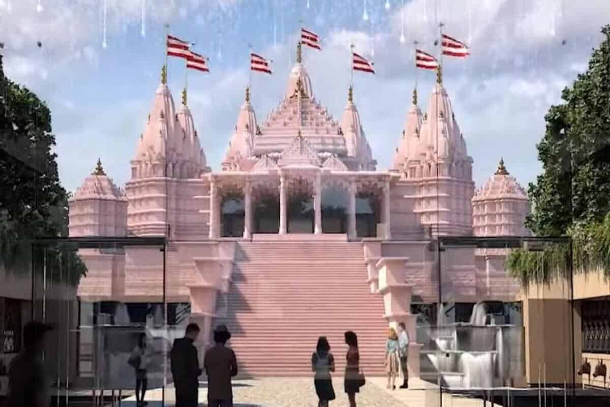 Abu Dhabi to Dubai Private Transfer with BAPS Temple