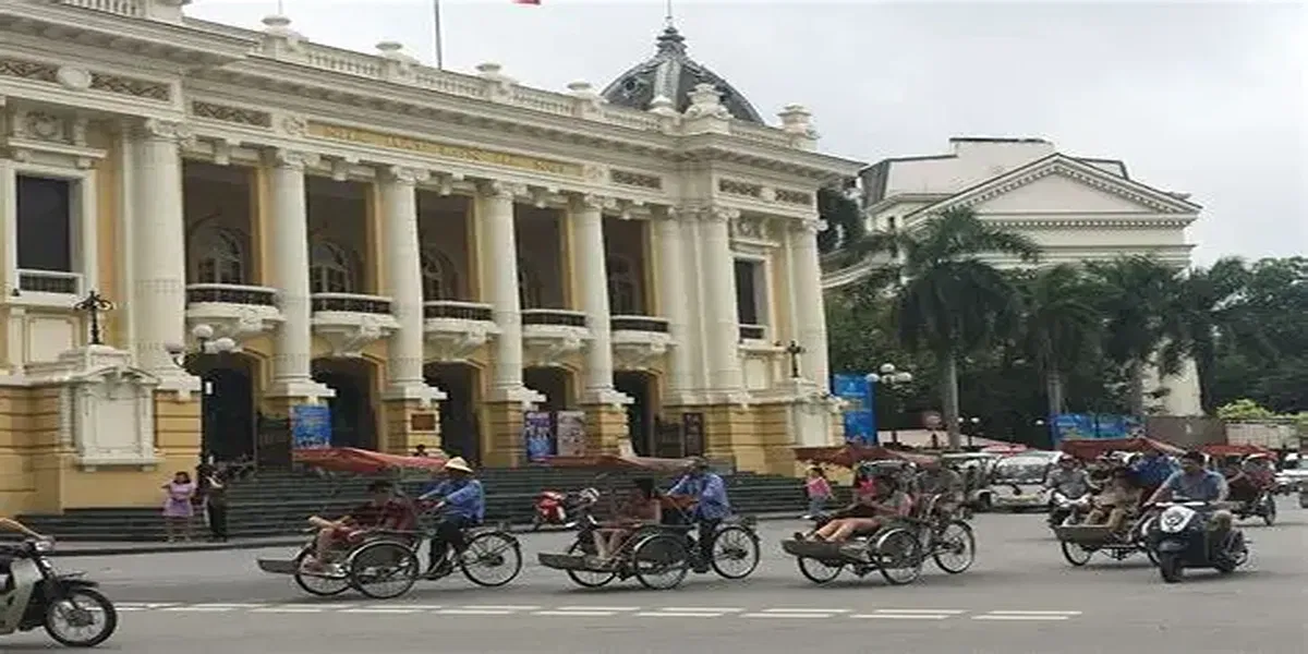 One Hour Traditional Hanoi Old Quarter Cyclo Tour