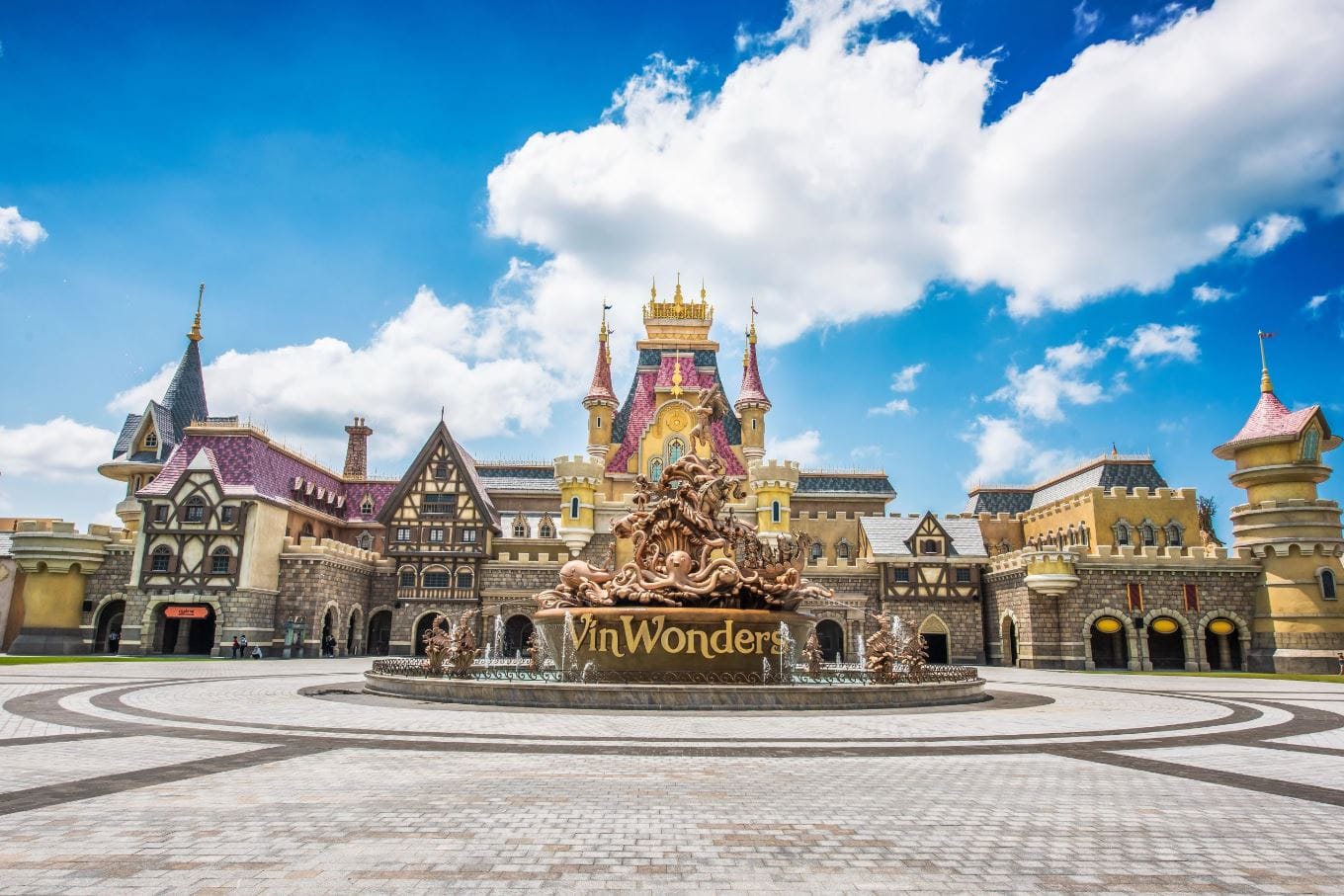 Explore the North Vinwonders and grand World SIC