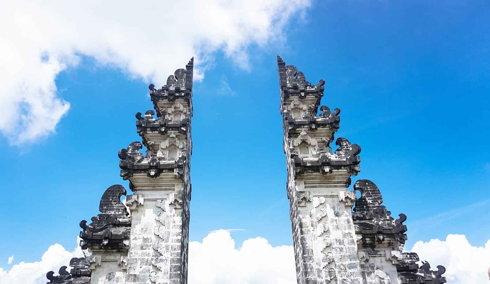 Sacred Temple of Lempuyang,Tirtha Gangga and BANYUMANA waterfall (Nt possible)