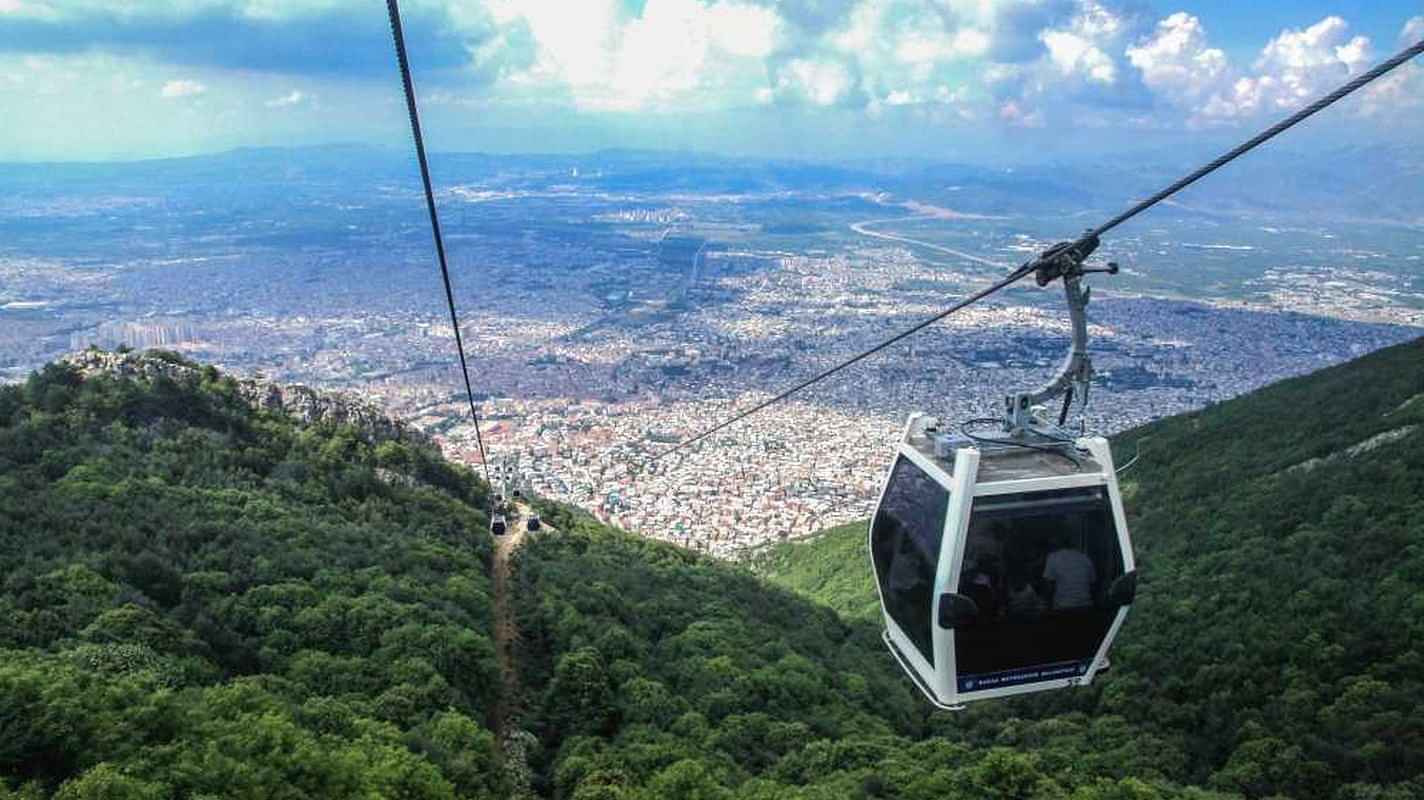 Full Day Bursa Cable Car Uludag Tour with Green Mosque and Tomb, Uludag Mountain and Shopping with Shared Transfer