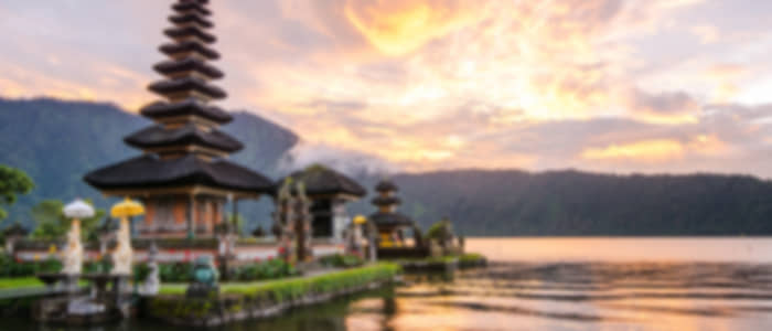 Ulun Danu Temple, Bali Handara Gate With Private Transfers