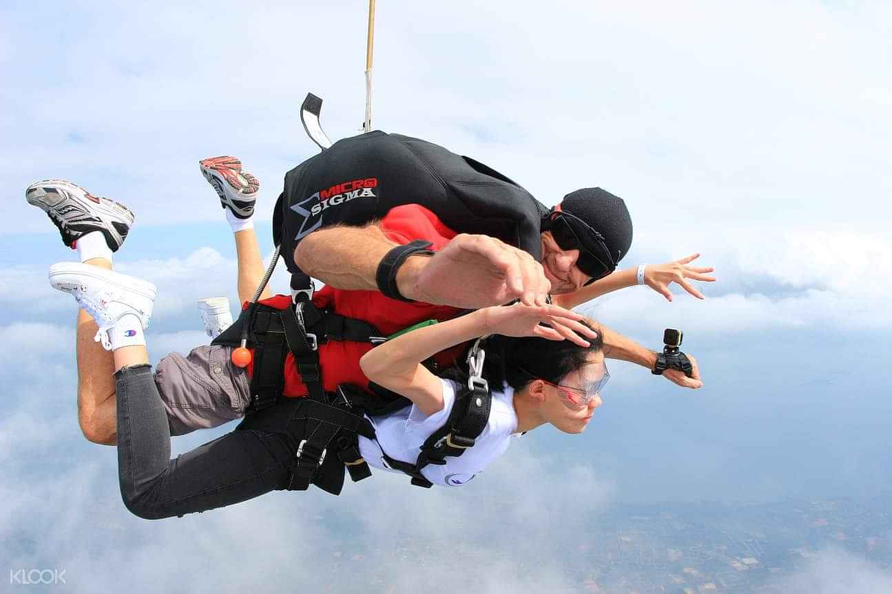 Pattaya-Sky Diving with Video With Shared Transfers