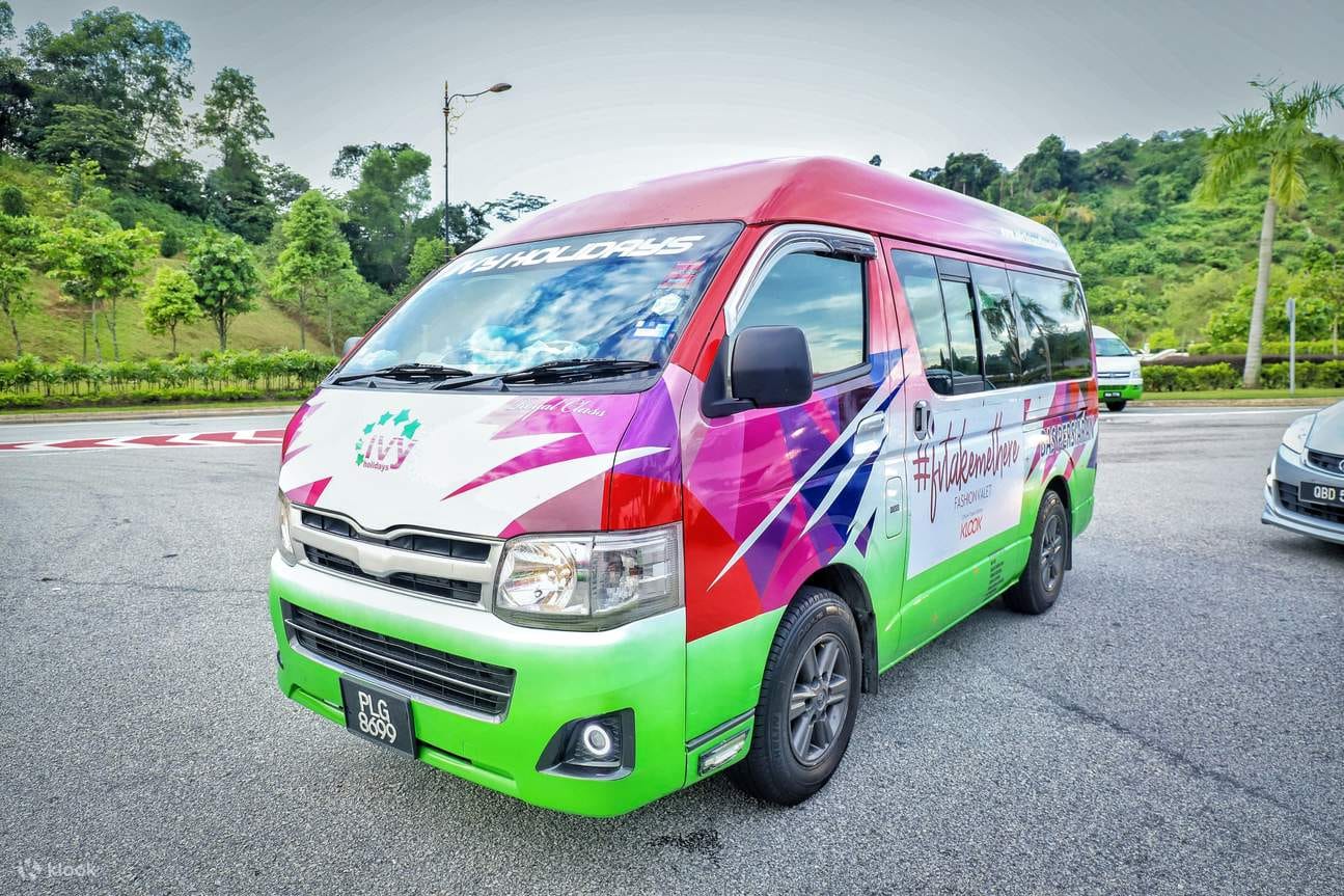 Lunch or Dinner at Indian restaurant with Return Transfers (max 2 hours)
