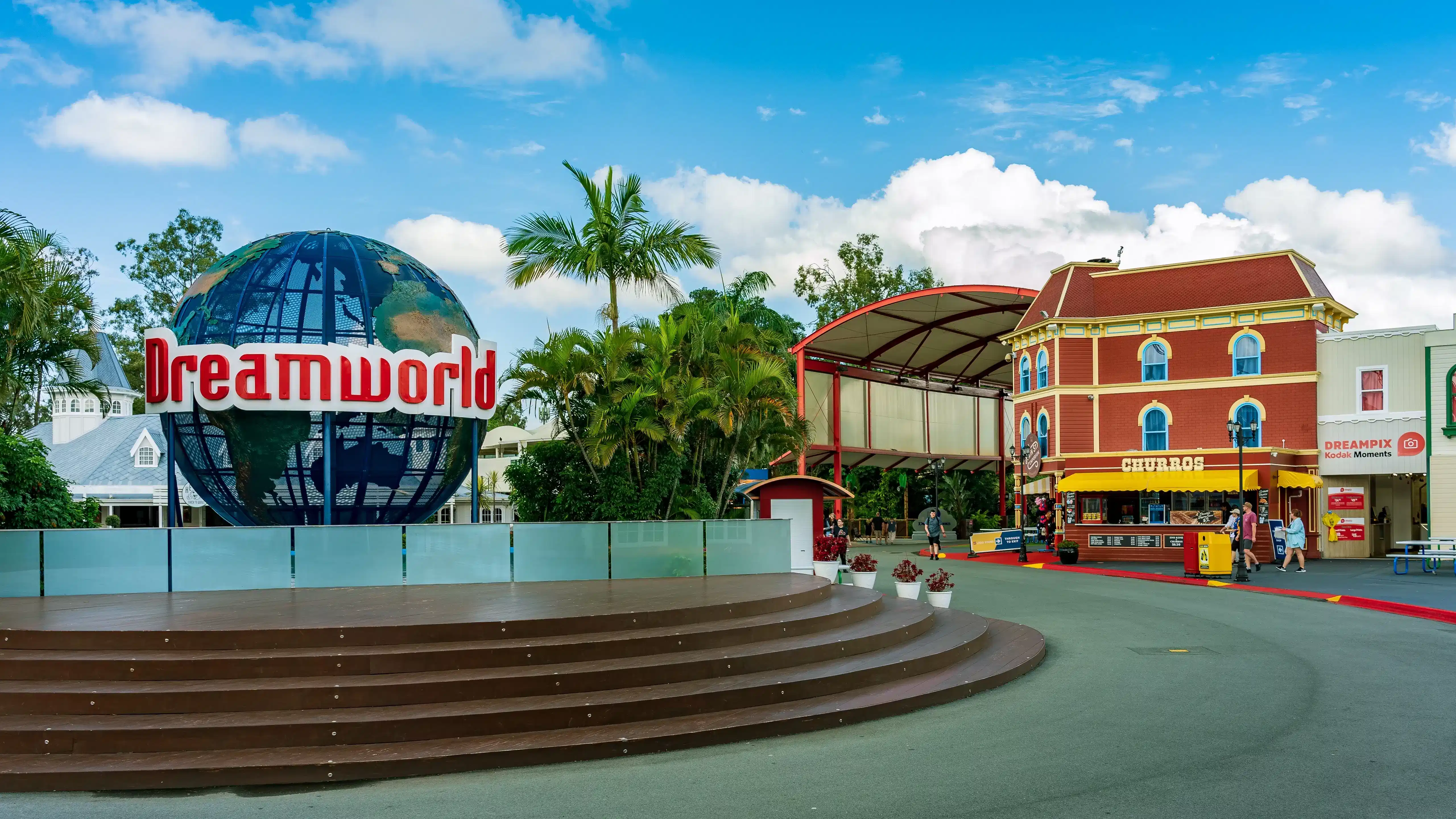 Dream World tickets with transfers on shared basis