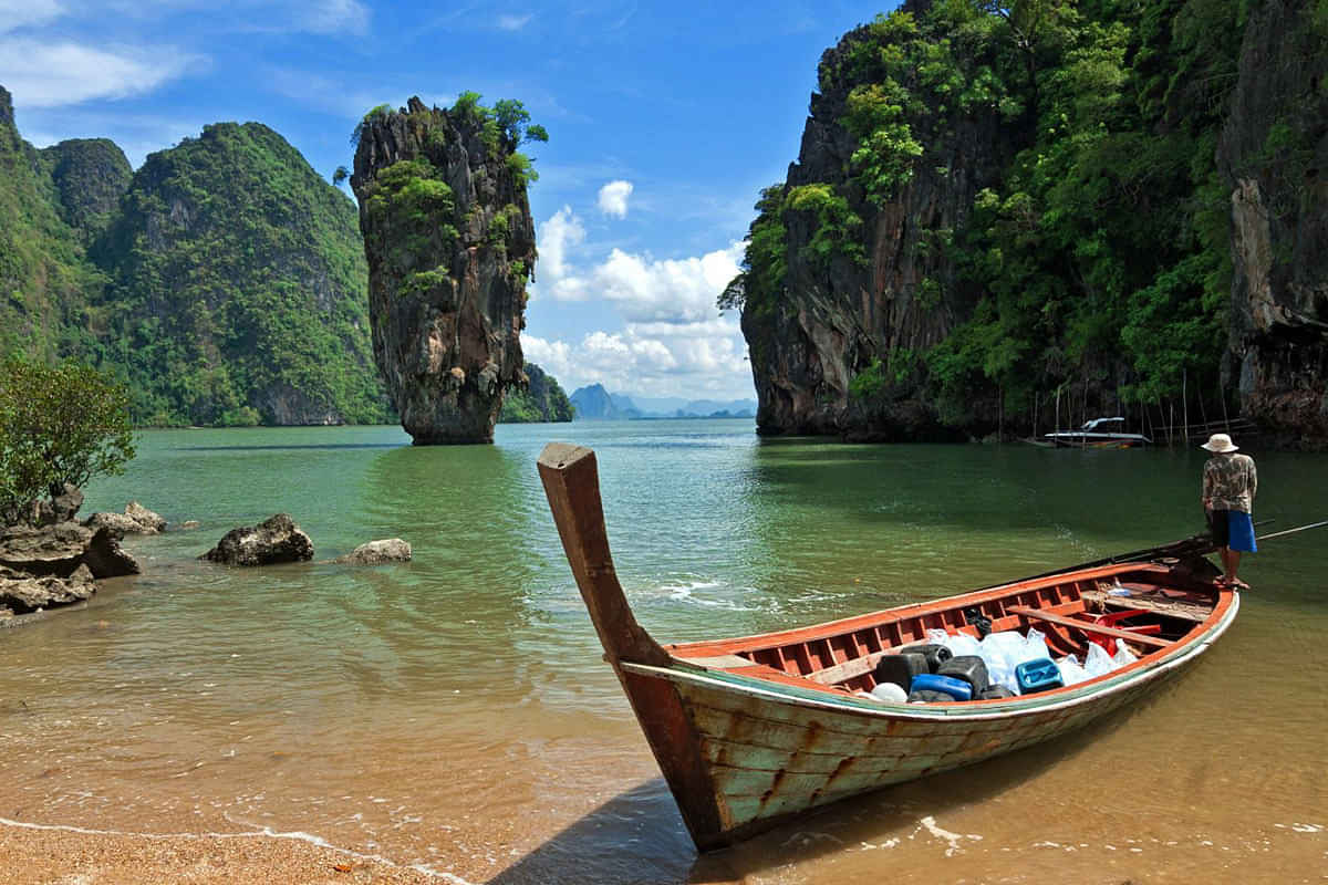 Phuket-James Bond tour By Long Tail Boat With Lunch And Sea Canoe With Shared Transfer