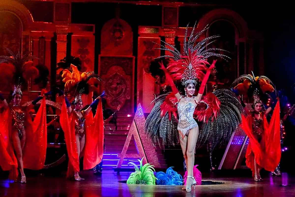 Pattaya - Alcazar Show Deluxe Show With Private Transfer