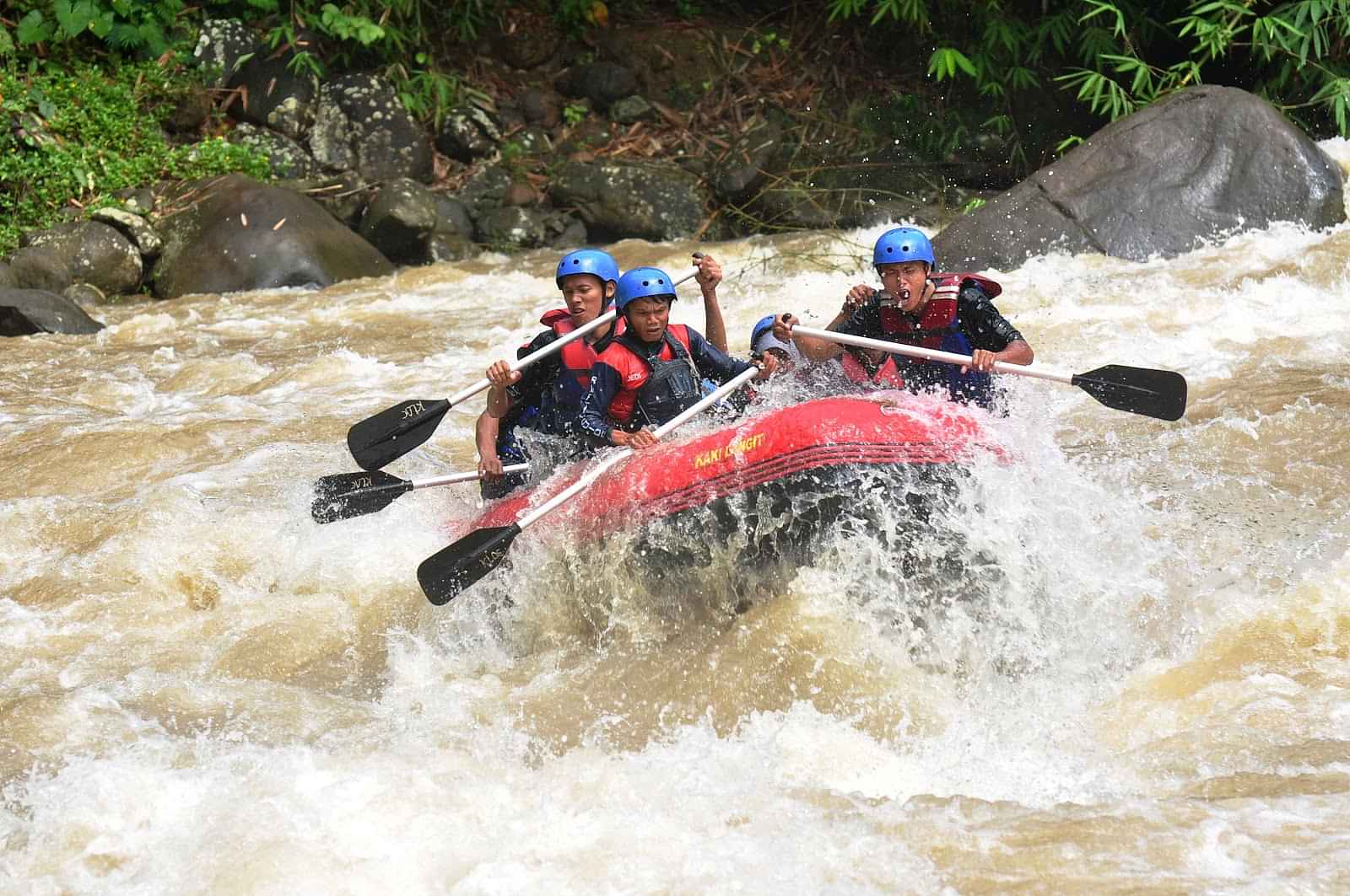 Krabi-Rafting Program A : Real Rafting 5 Km, Lunch, Waterfall & Monkey Temple With Shared Transfers