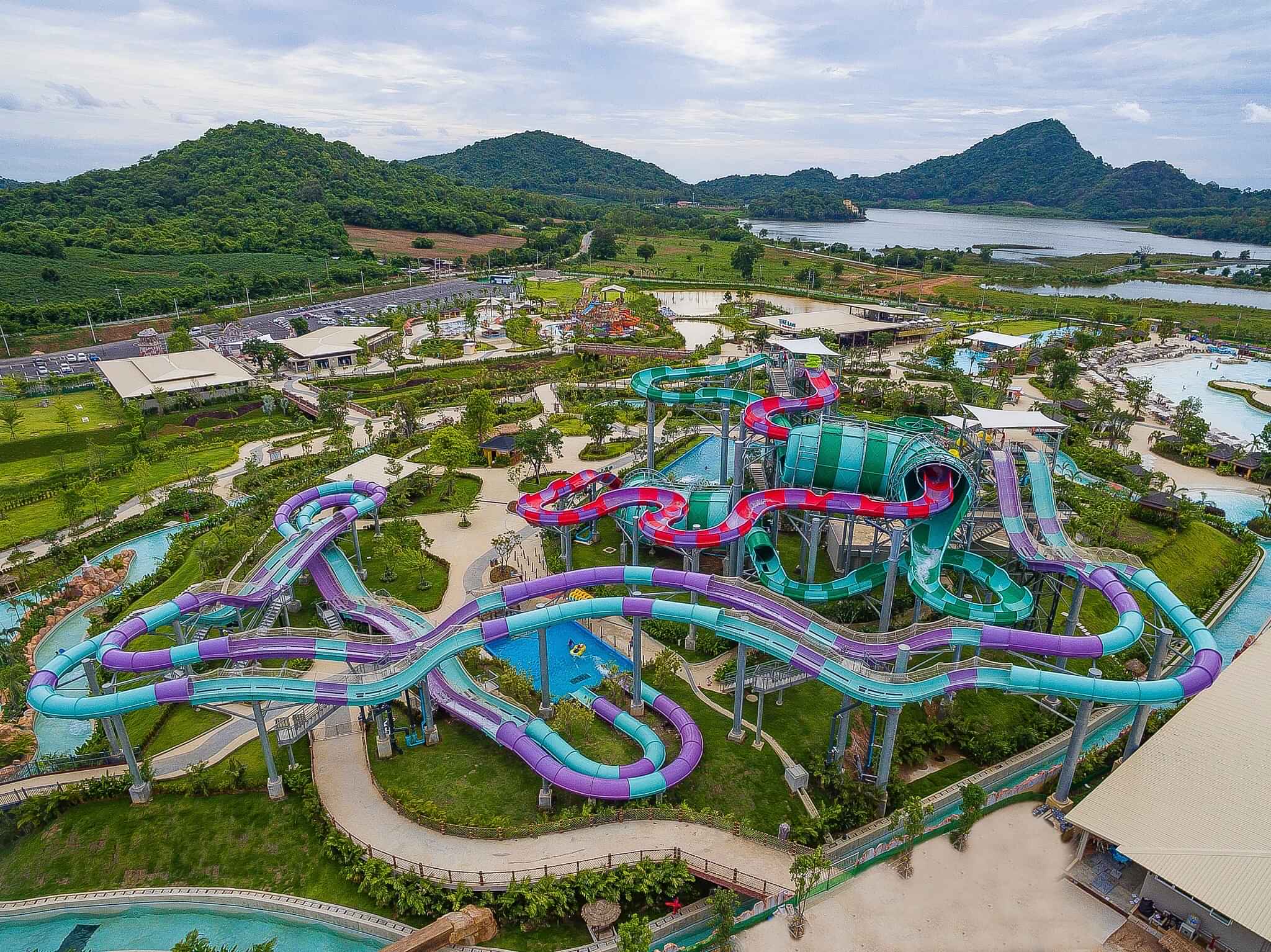 Pattaya-Ramayana Water Park With Private Transfer