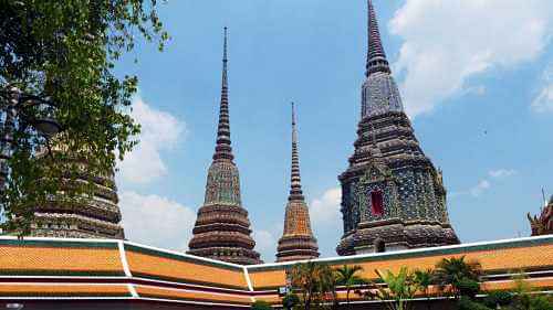 Informative city tour to Wat Trimitr,Wat Pho and Wat Benchamabophit temples