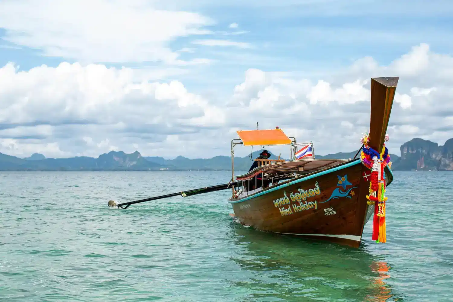Krabi-Hong Island tour by Long tail boat + Kayak with Lunch (Excluding Island Fee - 300 THB) (Boat SIC+PVT Land Transfer)