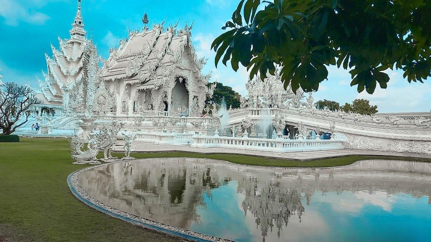 Chiang Rai-Full Day Tour Chiang Rai : Doi Wawee and Doi Chang with Lunch (Min 2 Pax) (Shared Transfer)