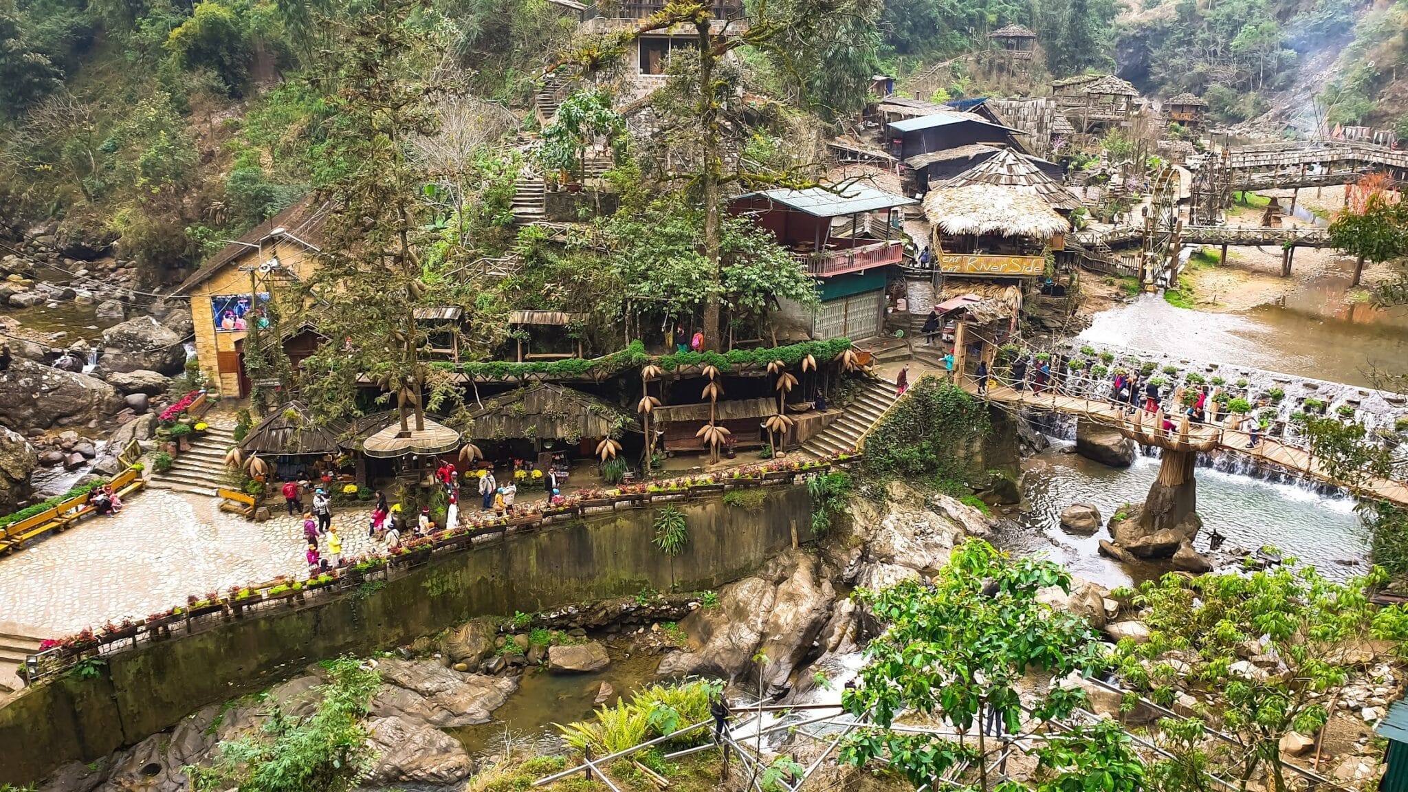 Sapa - 3 Days 2 Nights - 01: Cat Cat - Lao Chai - Tram Ton - Silver Waterfall - 2 Nights 4 Star Hotel - Shared Transfers by Limousine car
