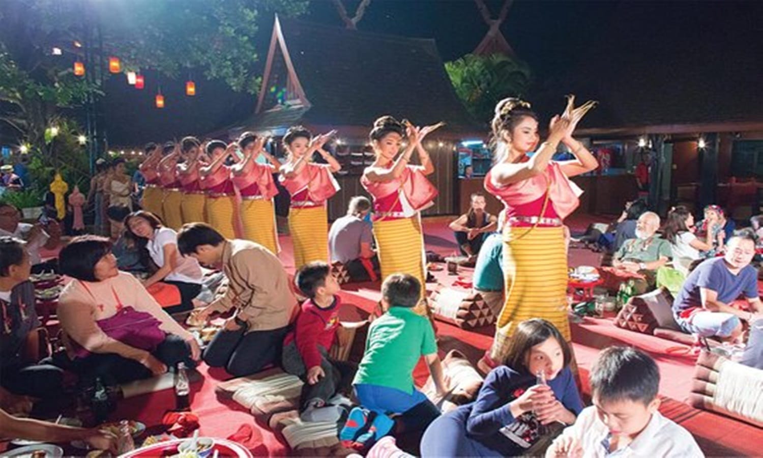 Chiang Mai-Khantoke Dinner (Min 2 Pax) (Shared Transfer)