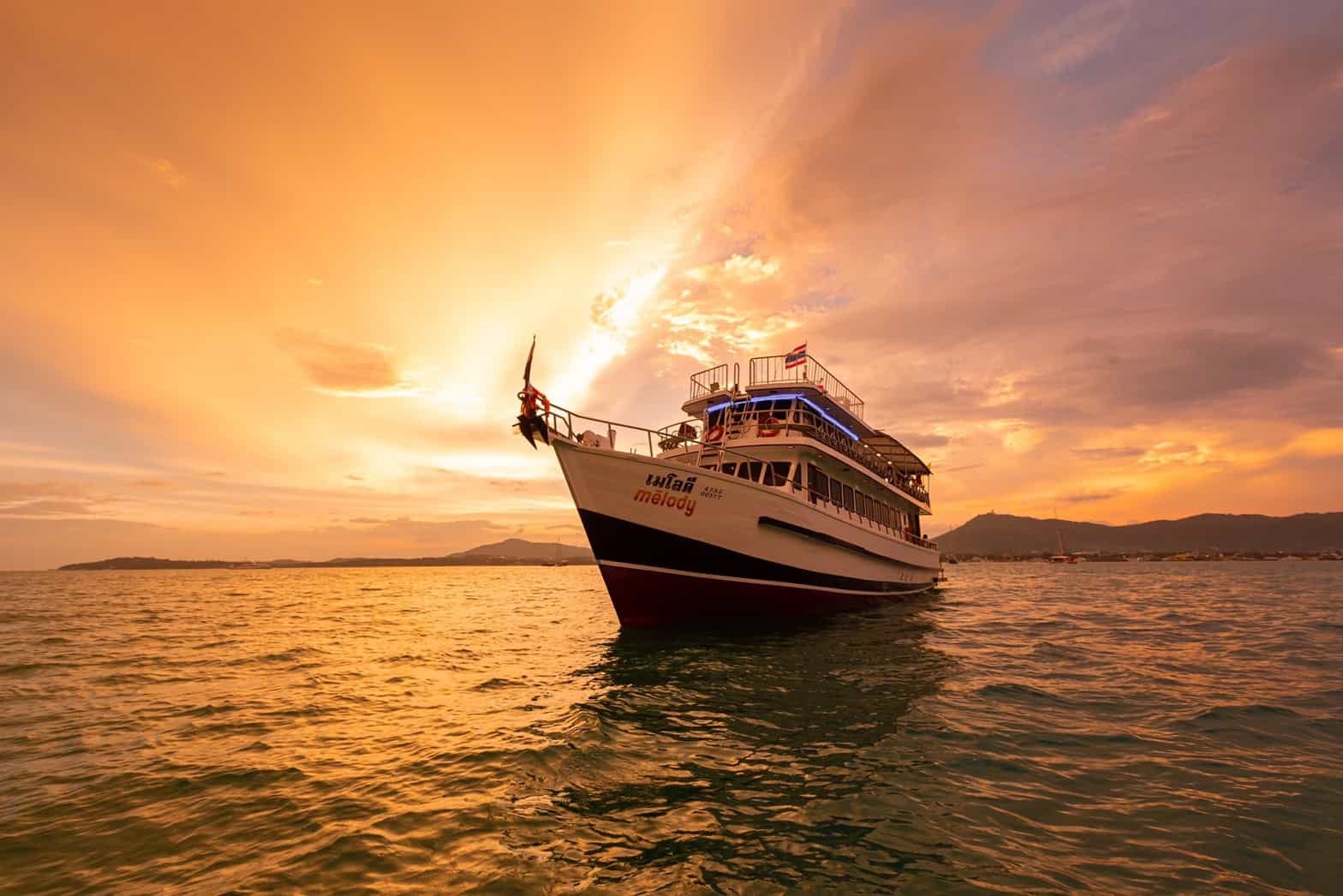 Sunset Dinner Cruise without Return Transfer (CENANG/TENGAH BEACH & TOWN HOTEL ONLY)