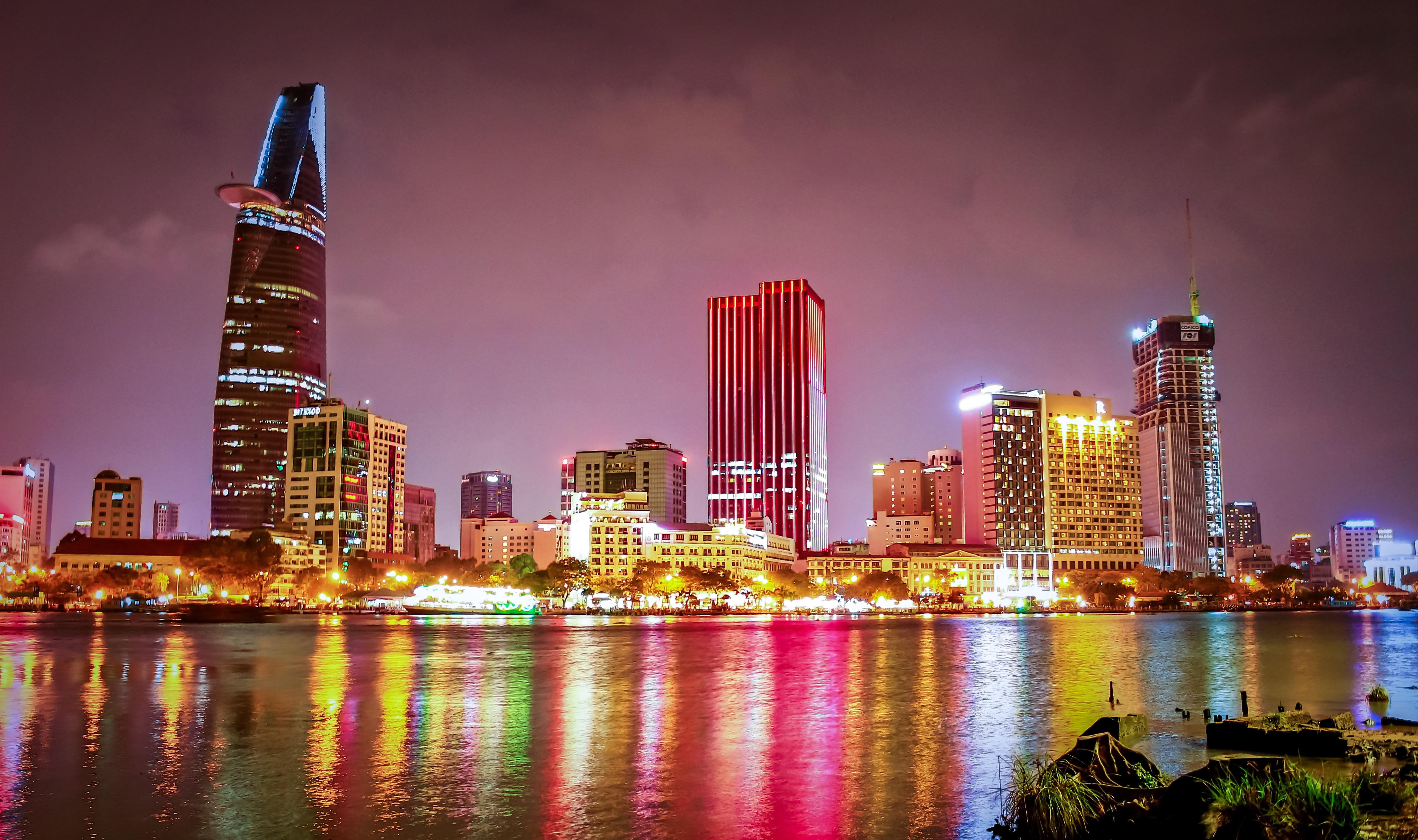 Saigon Half Day City Tour with Shared Transfers