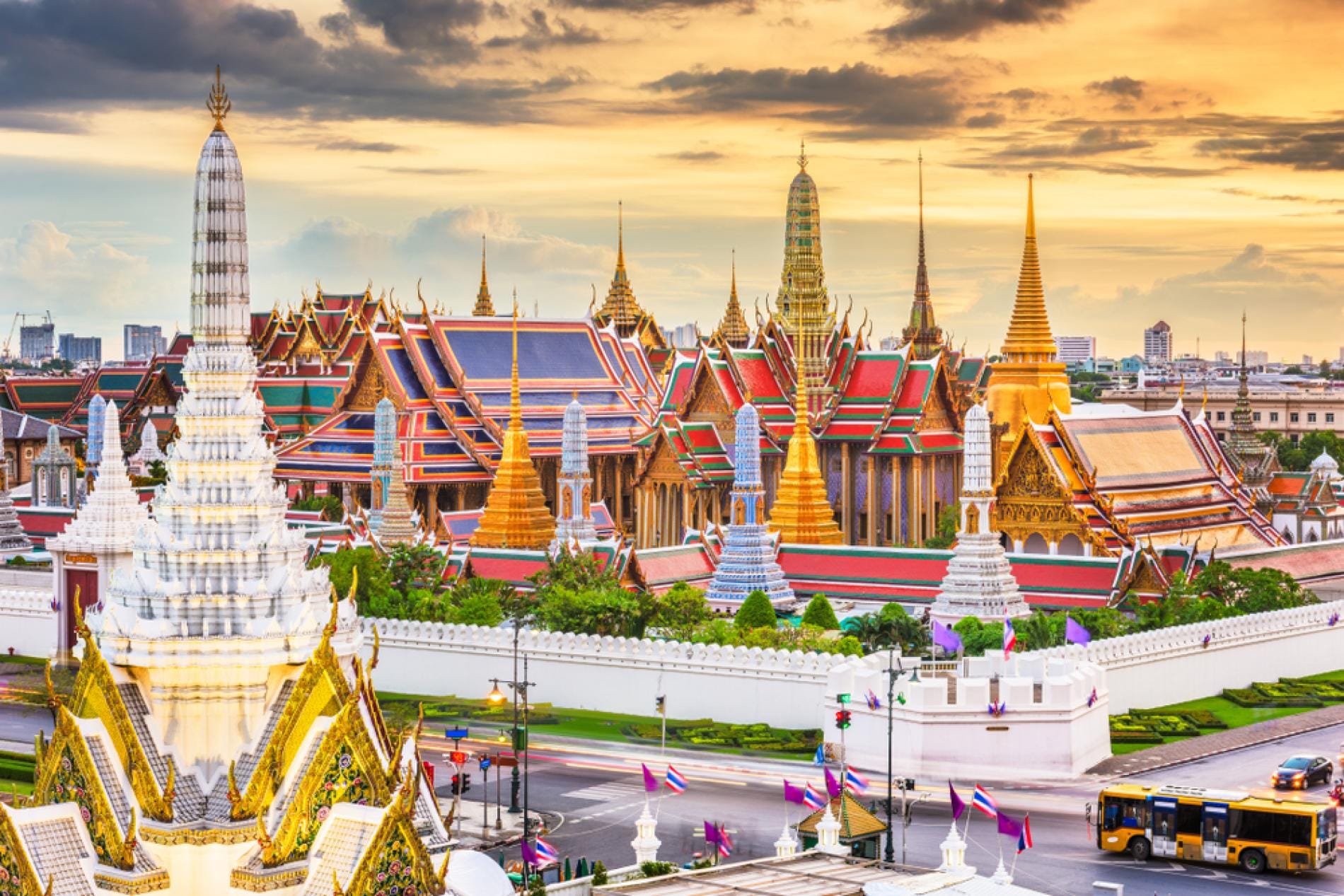 Bangkok-Grand Palace, Wat Phra Kaew With Guide, Wat Arun With Private Transfer