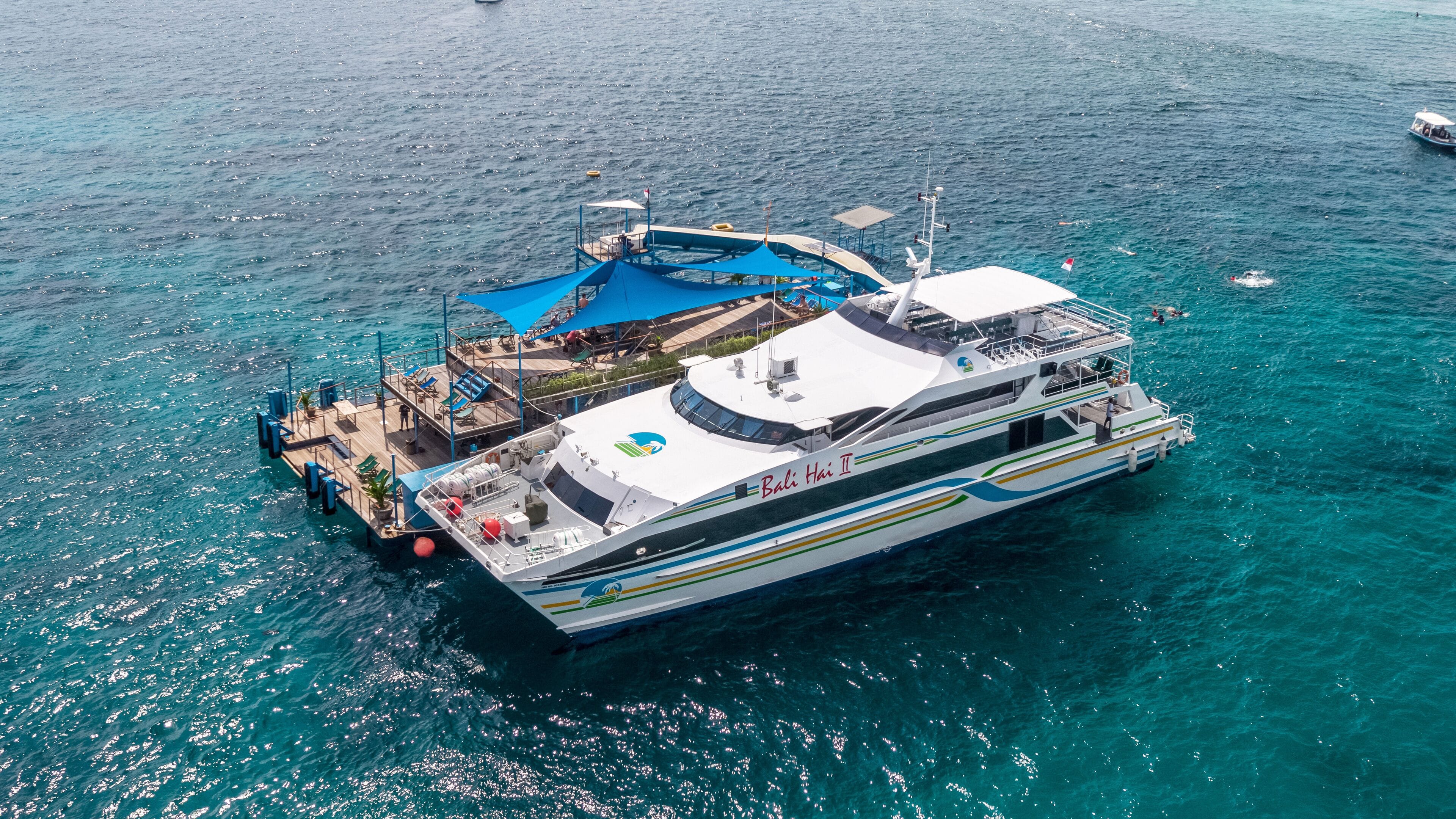 Lembongan Island Reef Cruise by Bali Hai with Shared Transfer