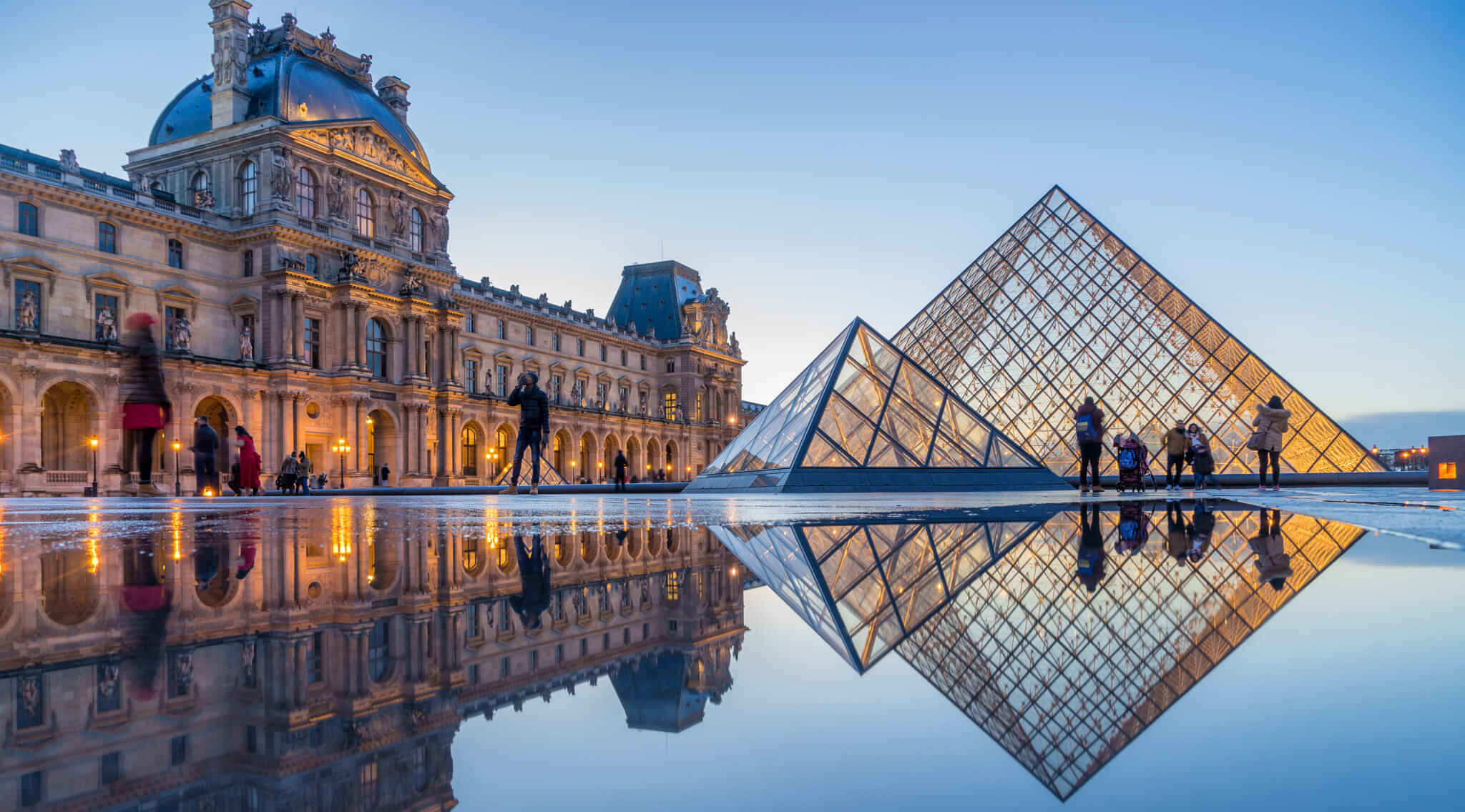 Paris: Louvre Museum Timed-Entrance Ticket