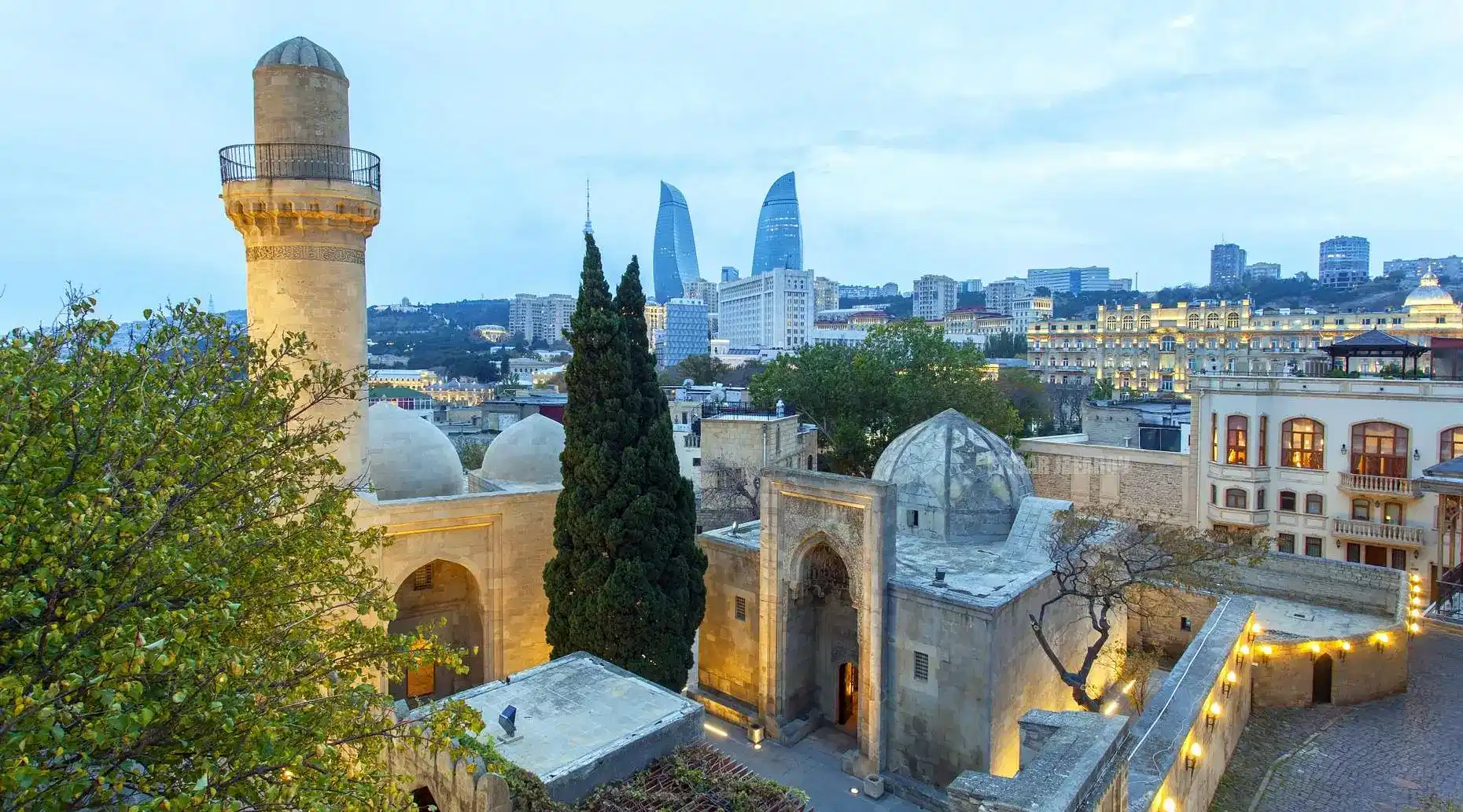 Half Day Baku City Tour with Private Transfers Excluding Entrance Tickets