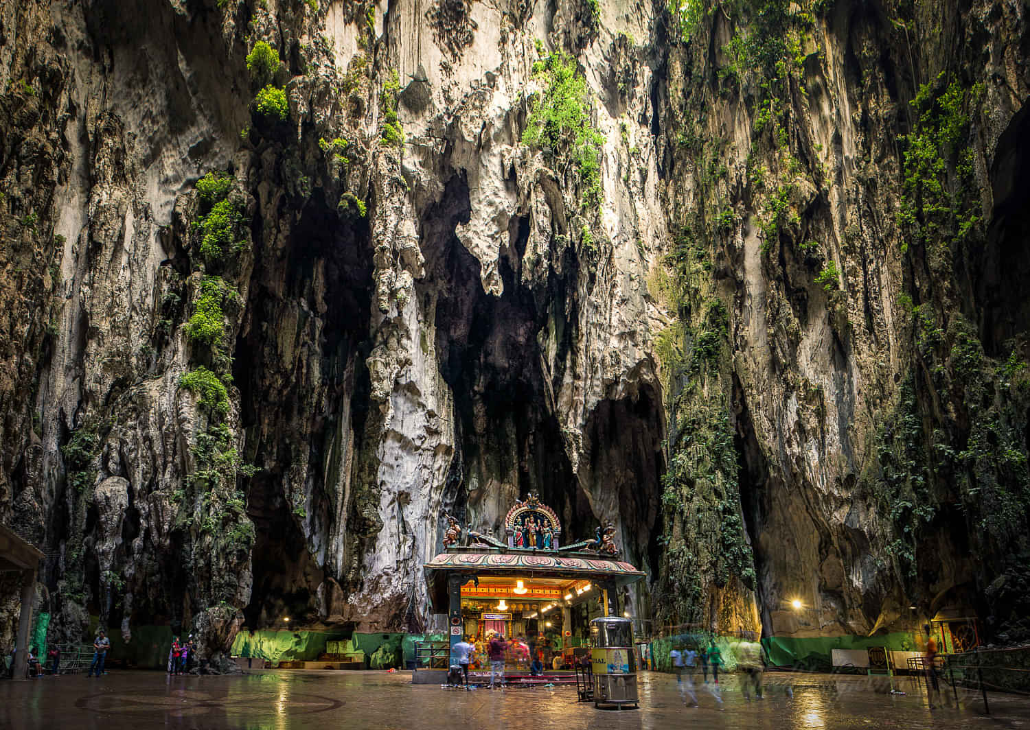 Kuala Lumpur Countryside and Batu Caves Tour with shared transfers