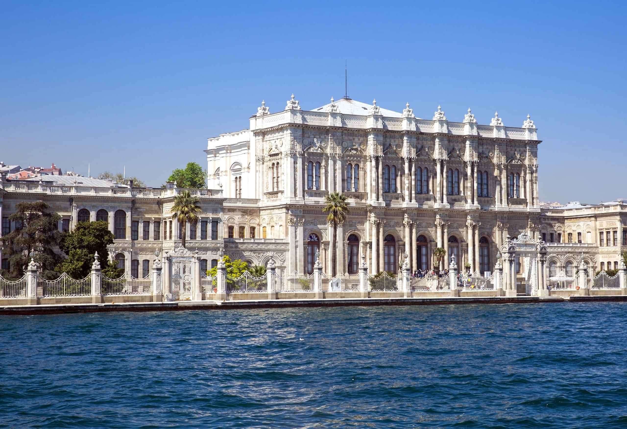 Dolmabahce Palace Fast Track Admission, English Guided Orientation & Audio Guide - Ticket Only