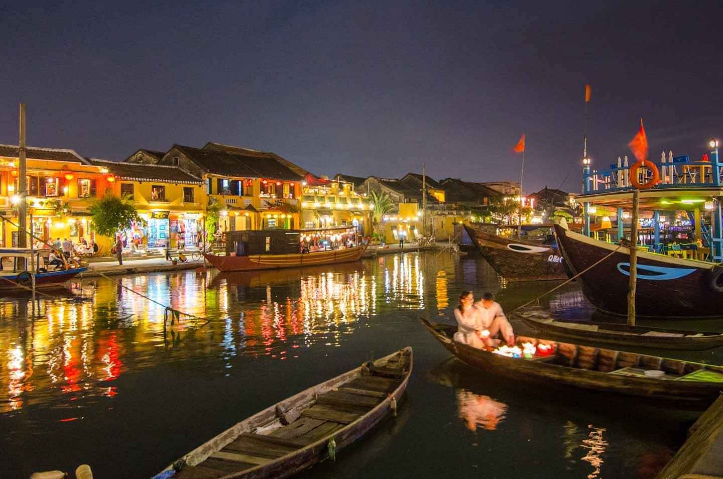 Hoi An floating Lantern with a boat trip - pick up at Danang with Private Transfers