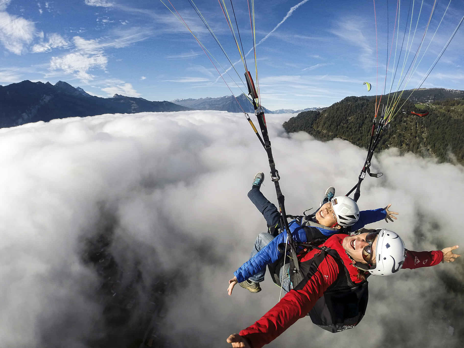 Tandem Paragliding Experience from Interlaken