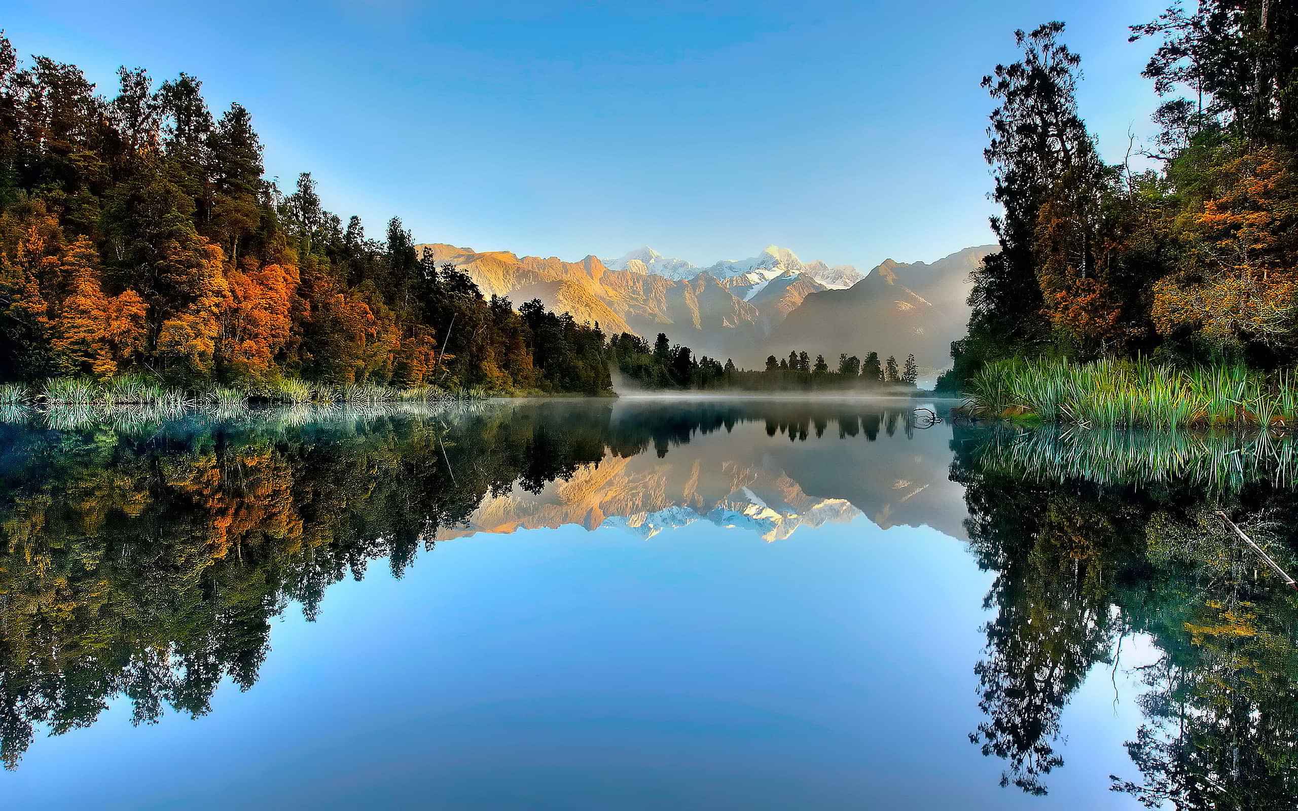 Lake Matheson in Franz Josef