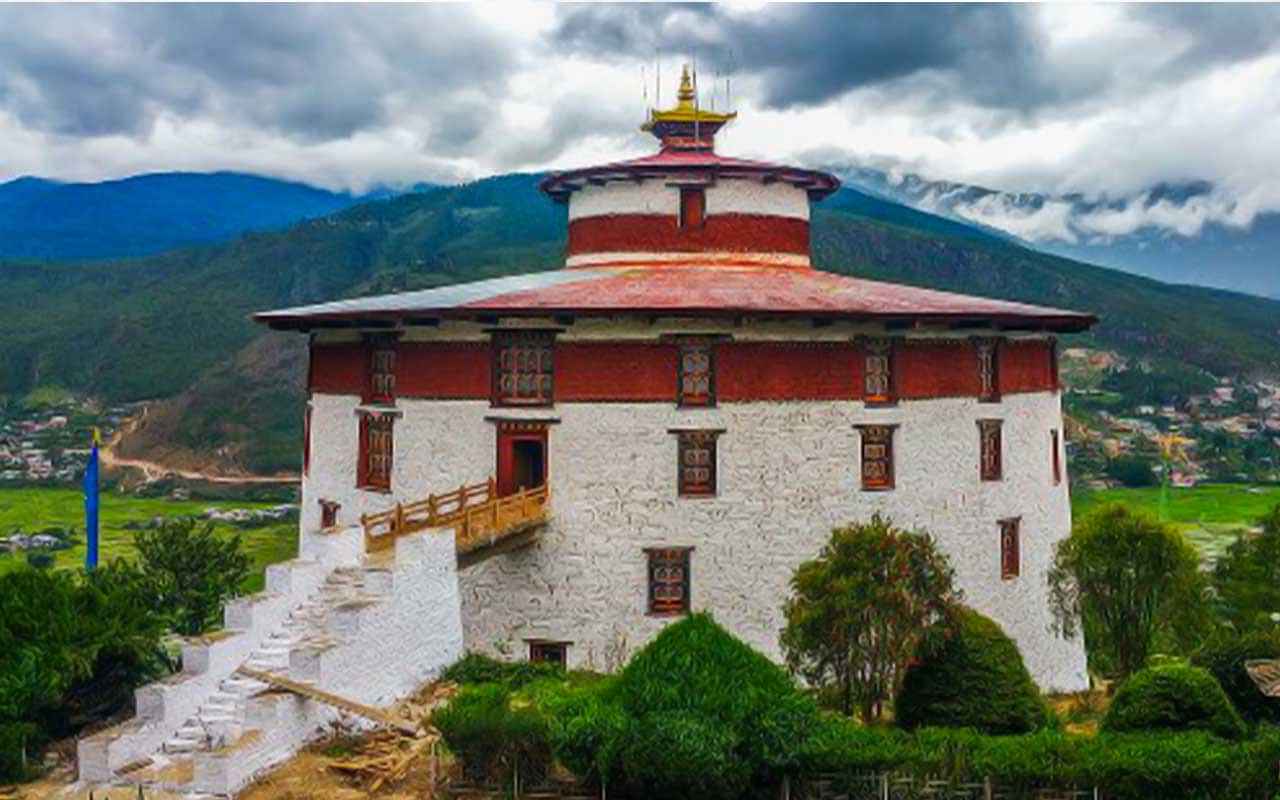 Bhutan Cultural Experience: National Museum, Paro Dzong and Beer Tasting Adventure