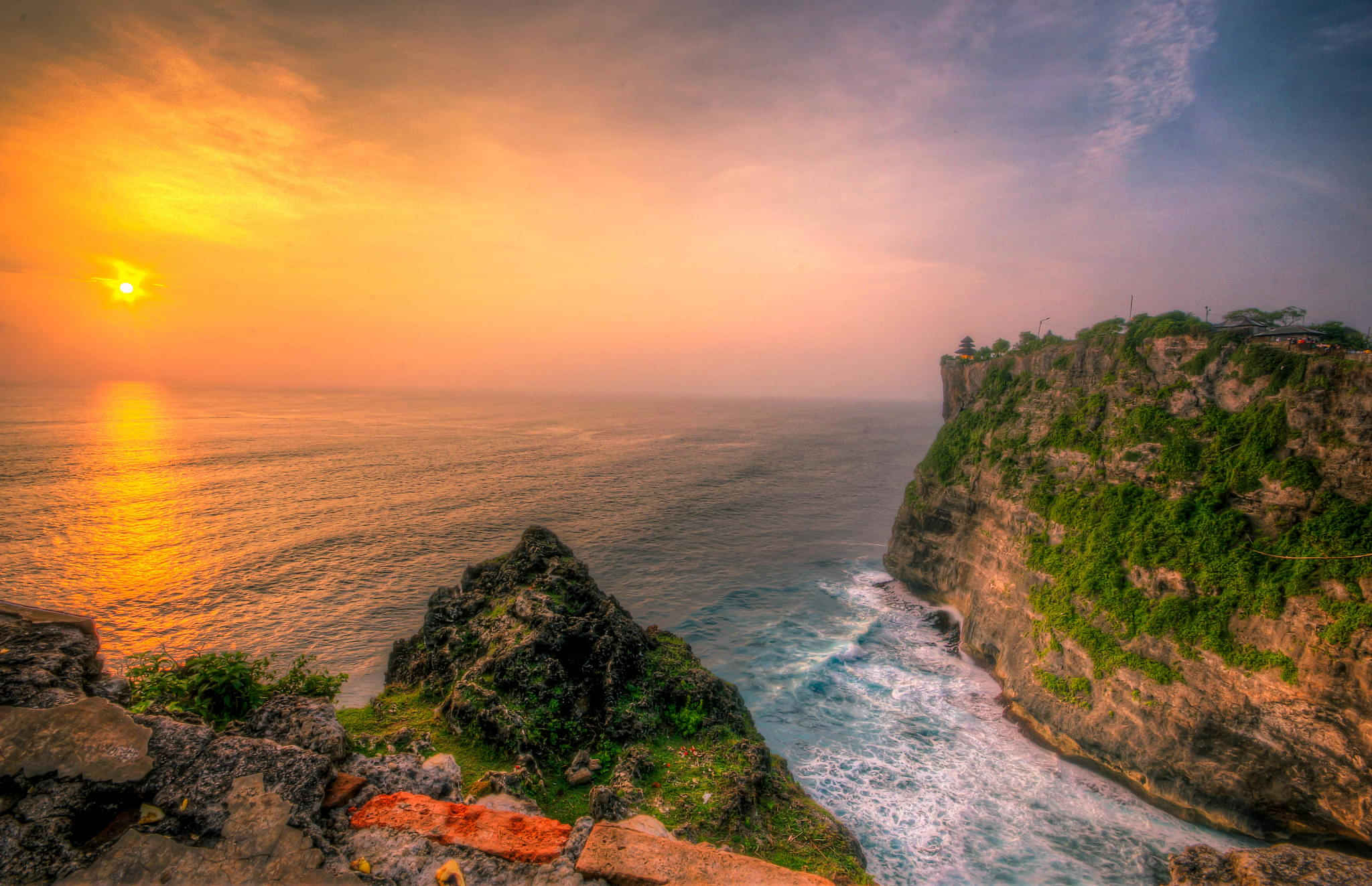 South Bali Trail A -South Bali Beaches visit: Any two beaches (Nusa Dua Beach/Pandawa Beach/Padang Padang Beach) + GWK culture park + Uluwatu Cliff Temple + Seafood dinner at Jimbaran Bay