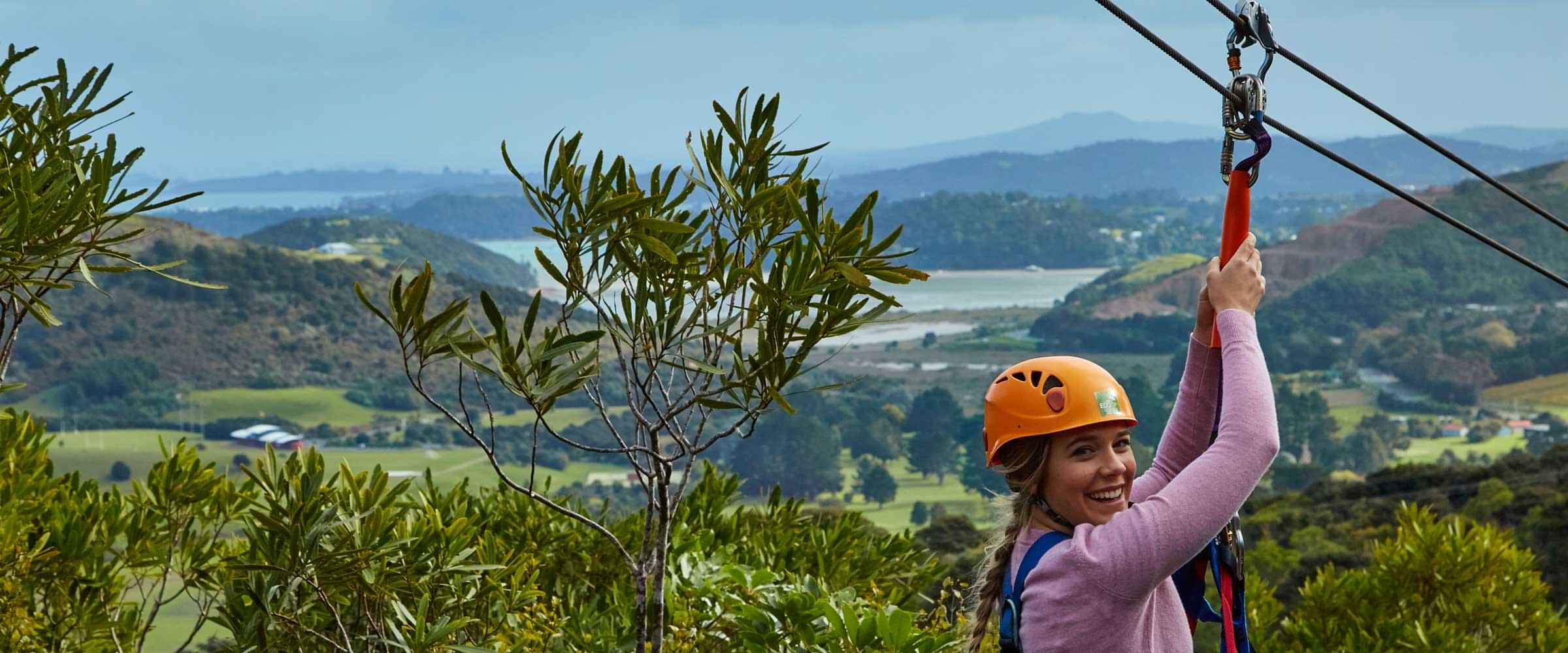 Waiheke Island Zipline and Wine Tasting Day Tour from Auckland