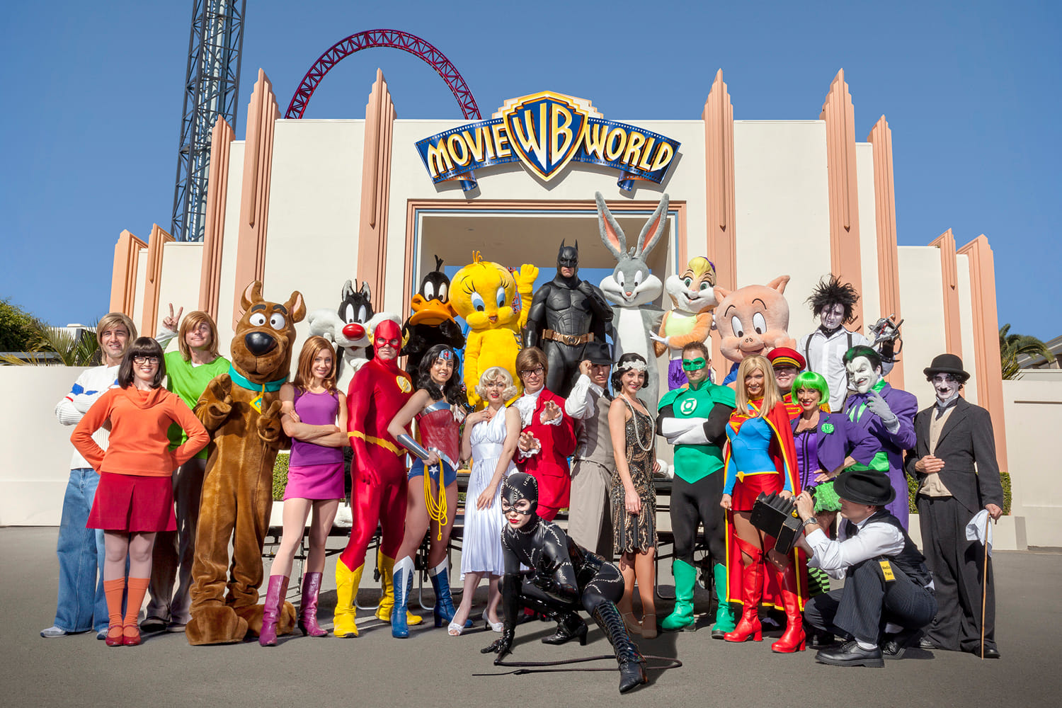 Warner Bros World + Qasr Al Watan Combo with Private Transfers