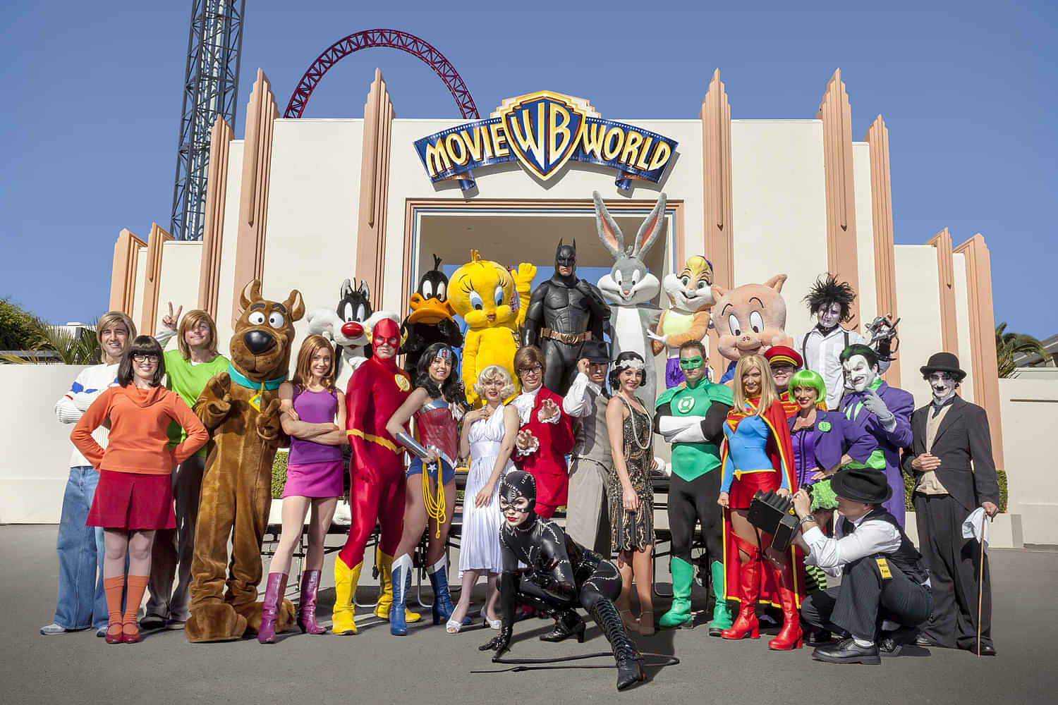 Warner Bros World + Qasr Al Watan Combo with Private Transfers