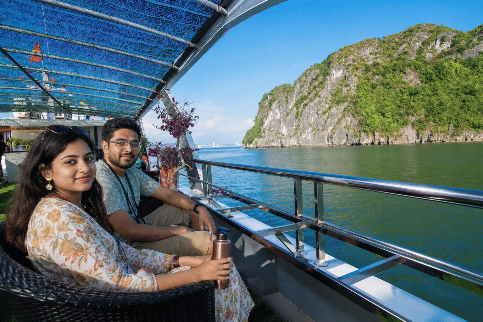 Hanoi – Halong – Full Day 4 Star Alova Cruise with Kayaking – SIC Transfer and SIC Cruise – Normal Bus