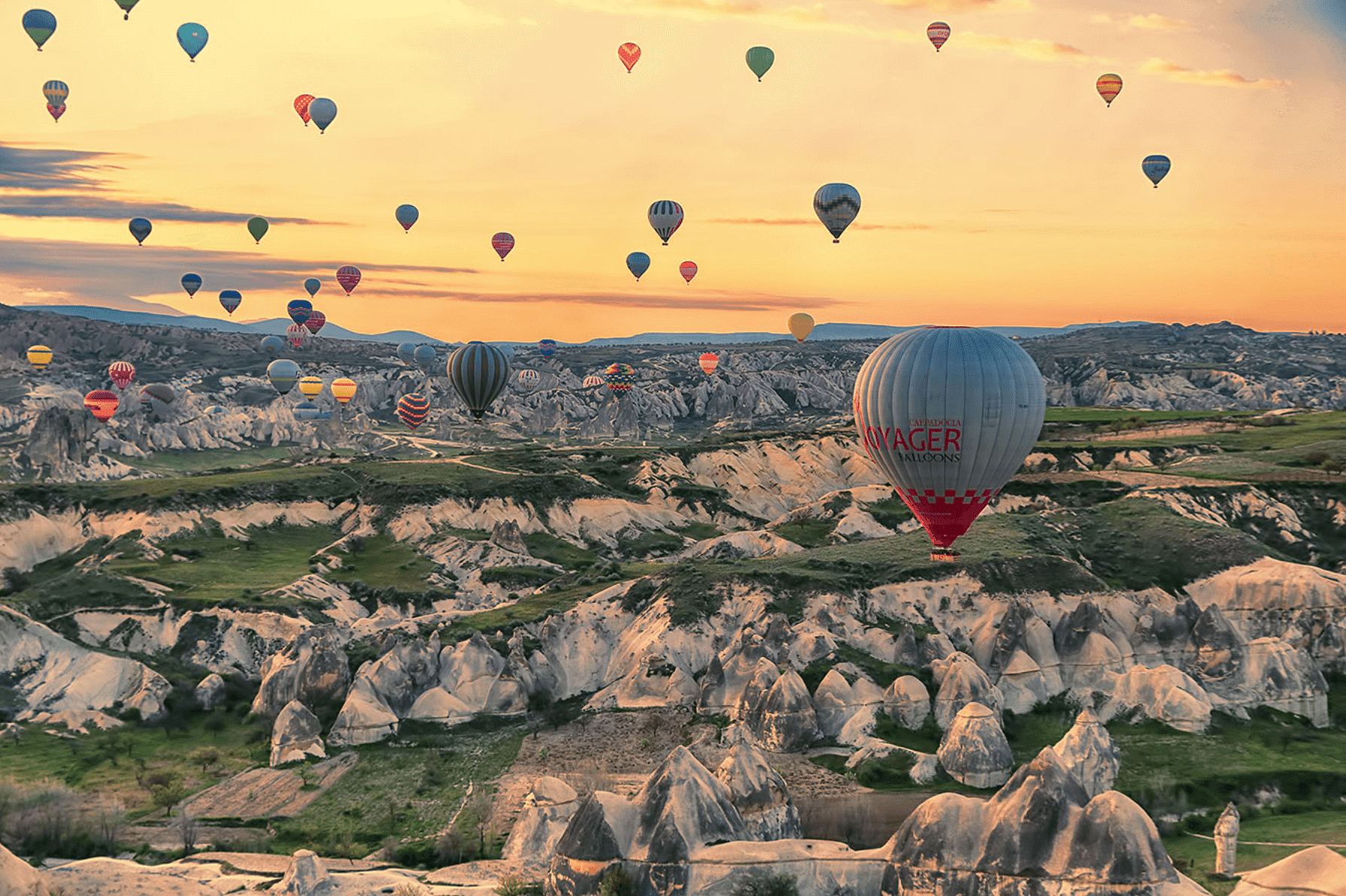 One Hour Deluxe Balloon Flight (Goreme Valley)