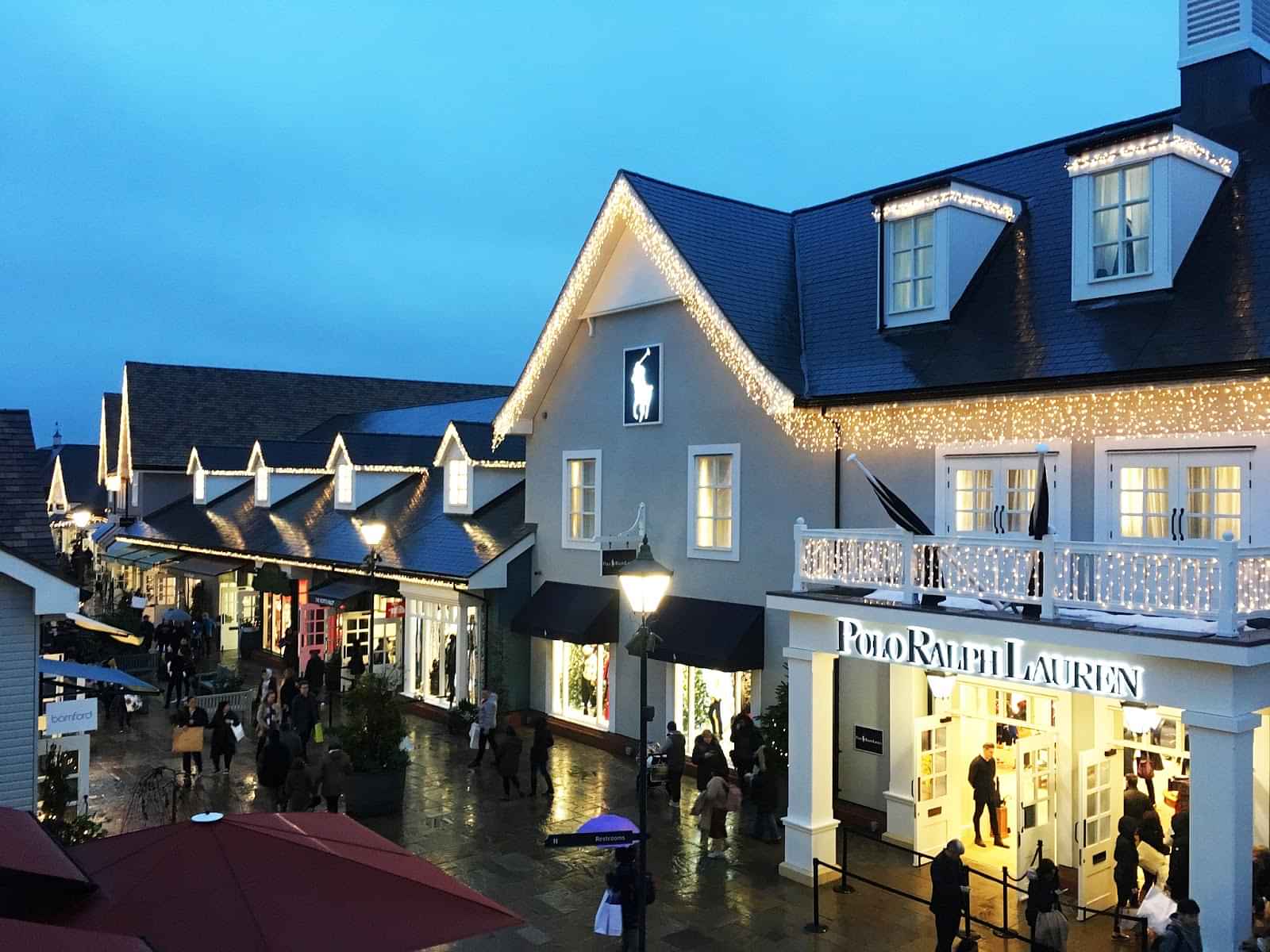 Shopping at Bicester Village with Shopping Express from London