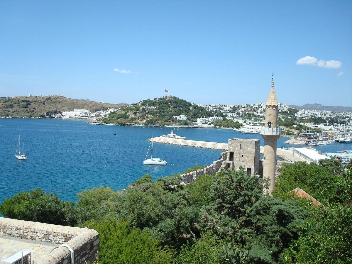 BODRUM PENiNSULA TOUR - Visit To Ancient Theater, Myndos Gate,Wind Miles, Bodrum Castel & Under Water Archeology Museum. (Moselium Entry is Not included), Bitez Beach, Gümüşlük & Yalikavak Marina