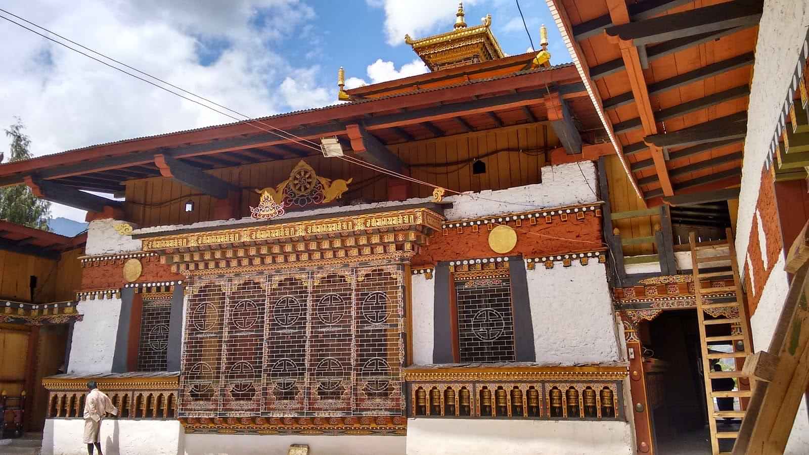 Bhutan Spiritual Retreat: Changangkha Lhakhang and Takin Zoo Exploration