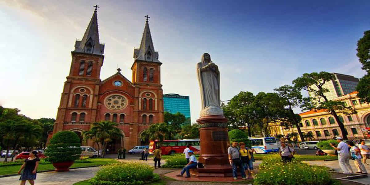 Saigon – Full Day Cu Chi Tunnels and Saigon City Tour SIC
