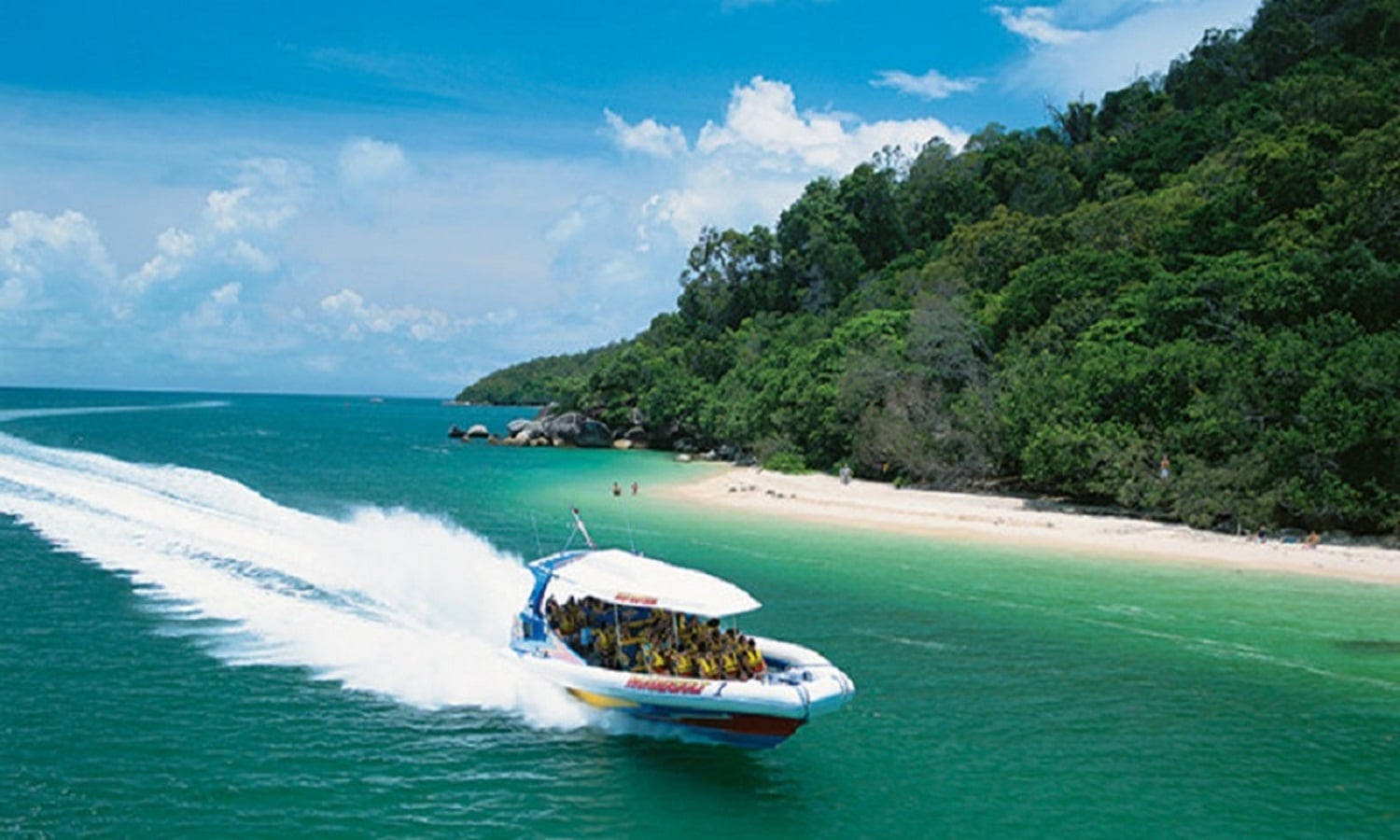 Pattaya - Coral island tour by speed boat with lunch on private transfers