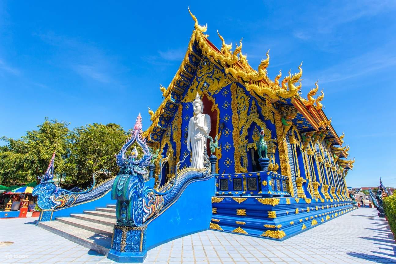 Chiang Rai-Full Day Tour Chiang Rai : Karen Long Neck, Mae Sai and Golden Triangle with Lunch - Min 2 Pax - Shared Transfer