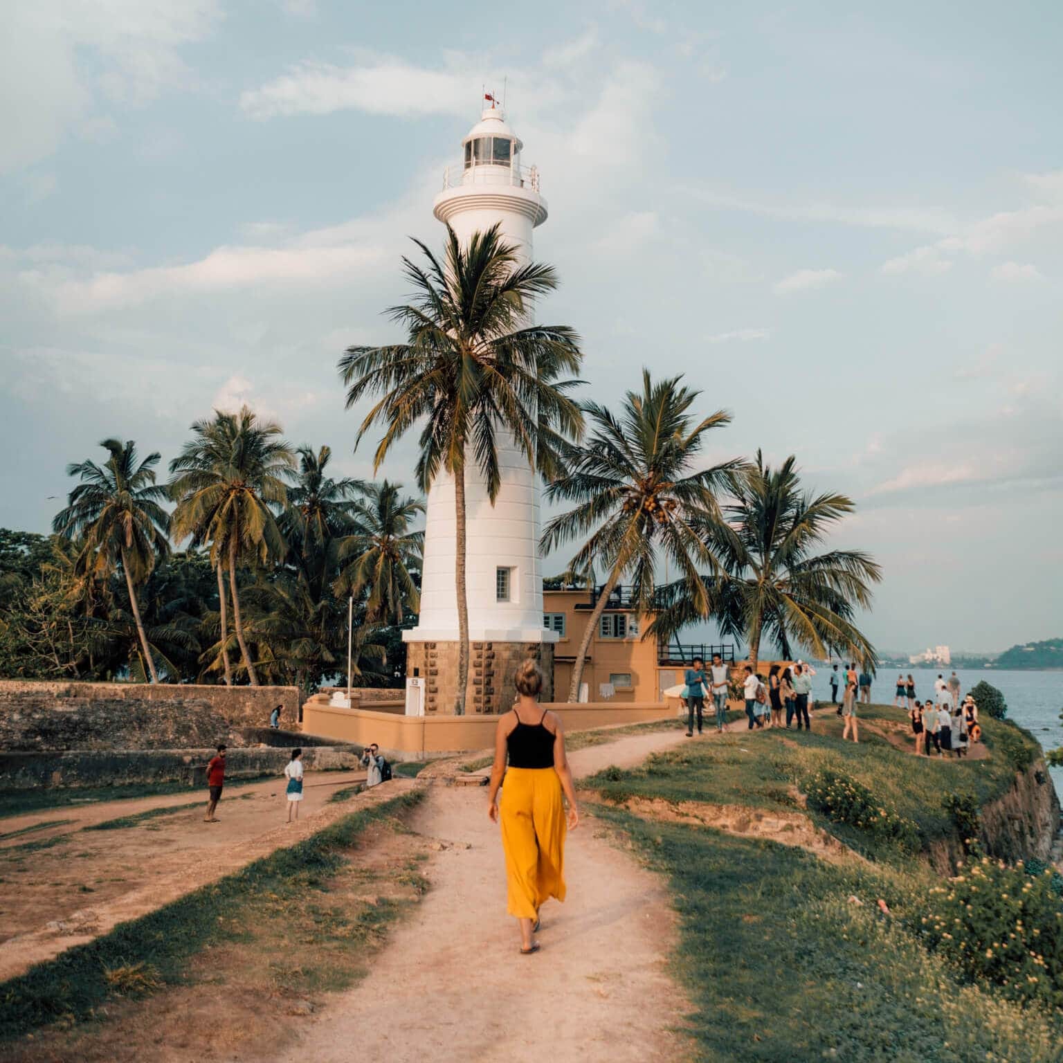 Transfer with Galle Fort, Dutch Museum, Unawatuna Beach and Galle City Tour