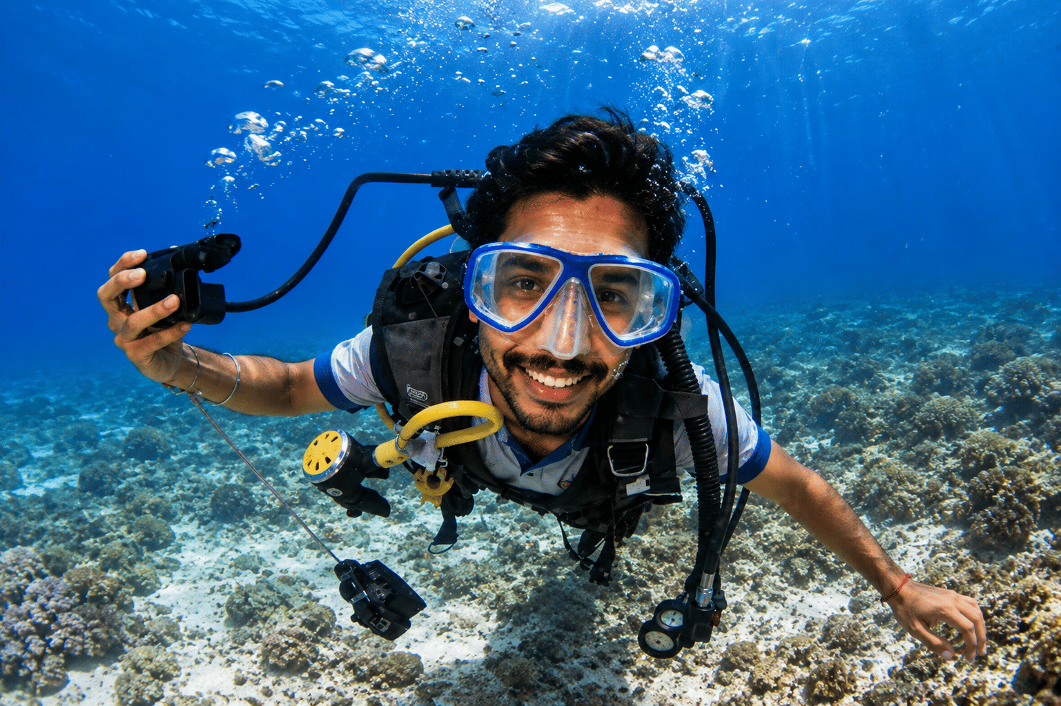 Pattaya Under Water World with Private Transfer