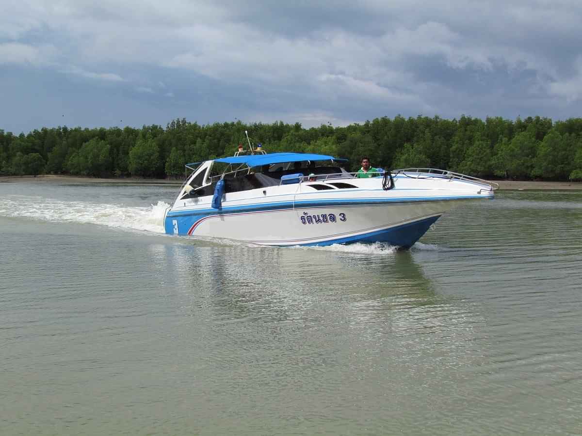 James Bond One Day Trip By Speed Boat  (Pick up for hotels in Patong, Kata, Karon & Kamala)